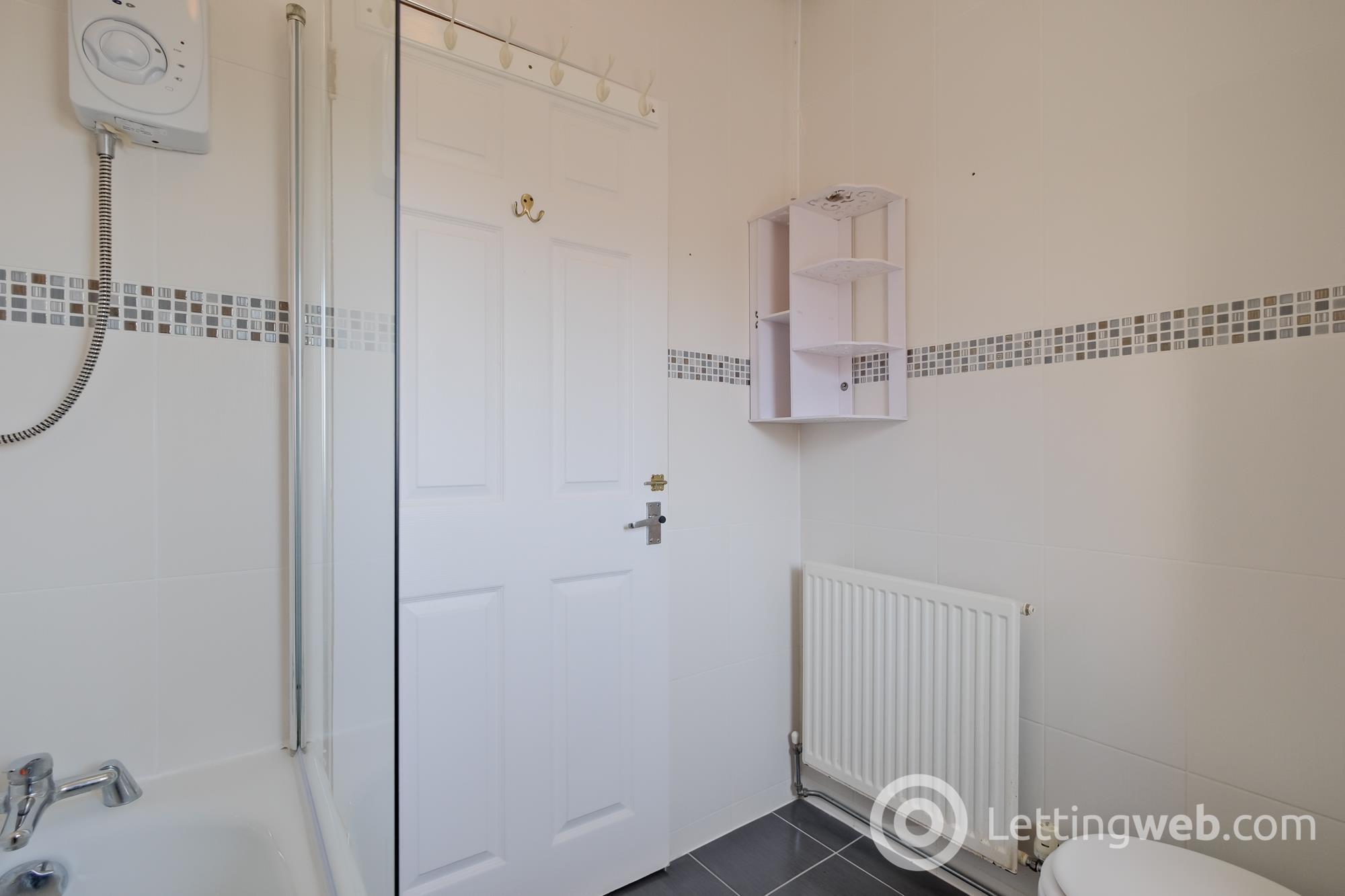 Property to rent in Bell Street Bellshill