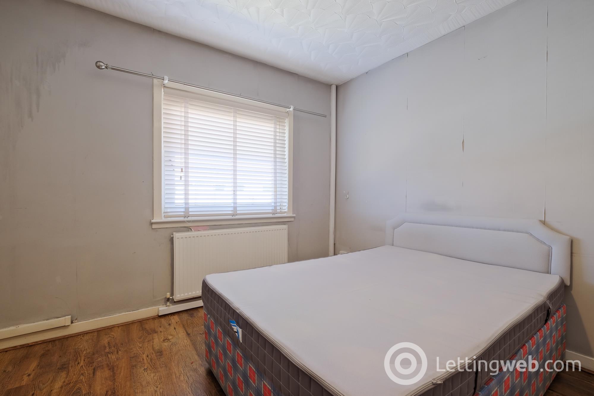 Property to rent in Bell Street Bellshill