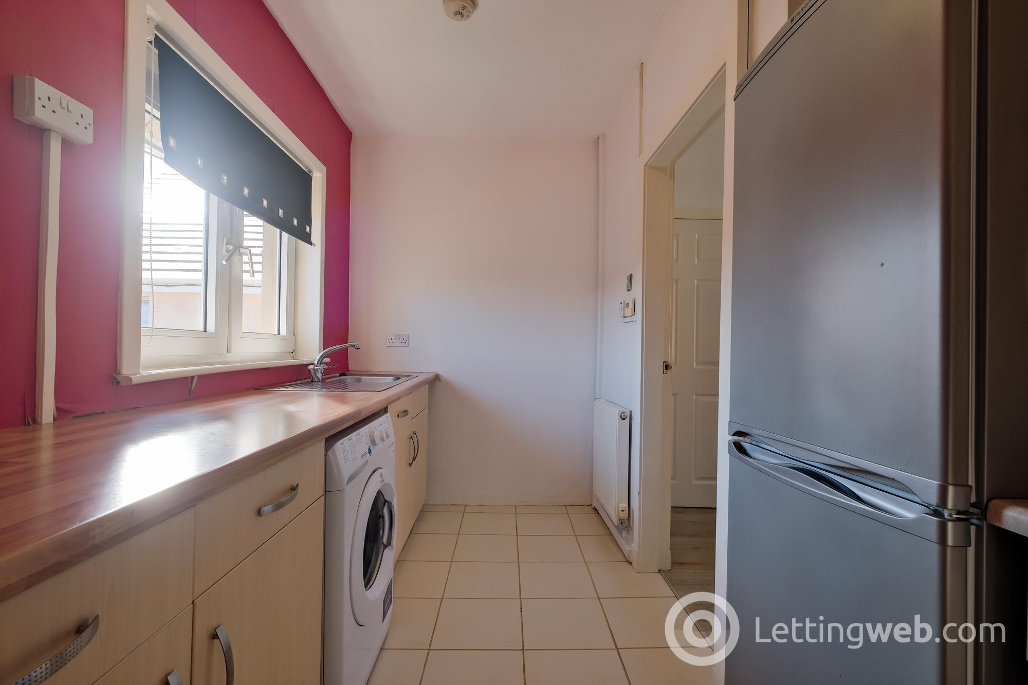 Property to rent in Bell Street Bellshill