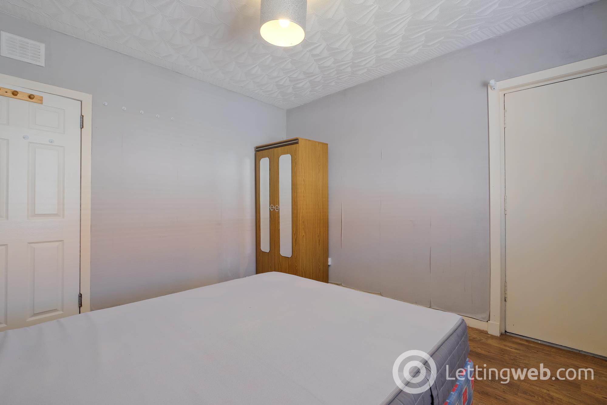 Property to rent in Bell Street Bellshill