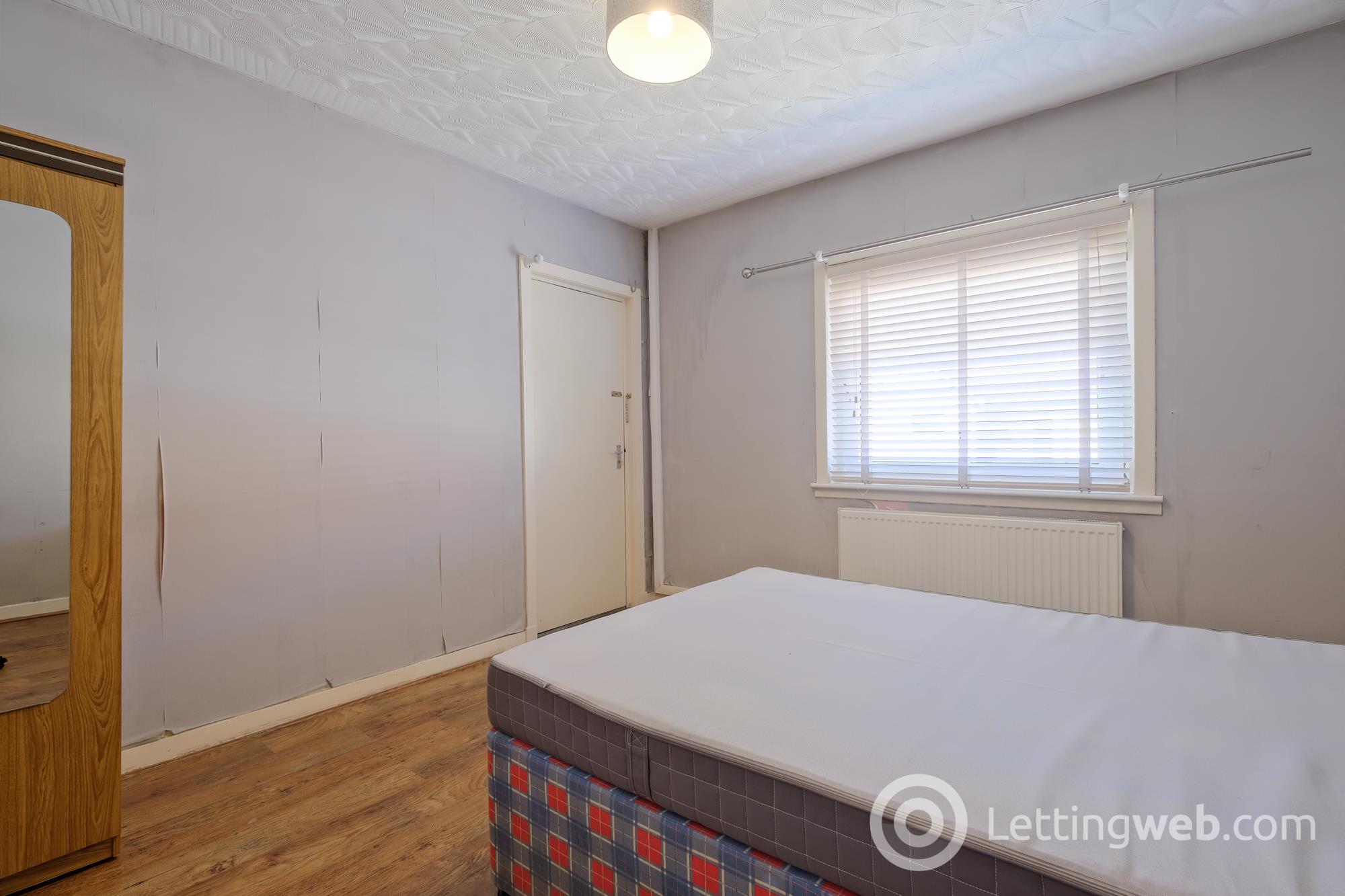 Property to rent in Bell Street Bellshill