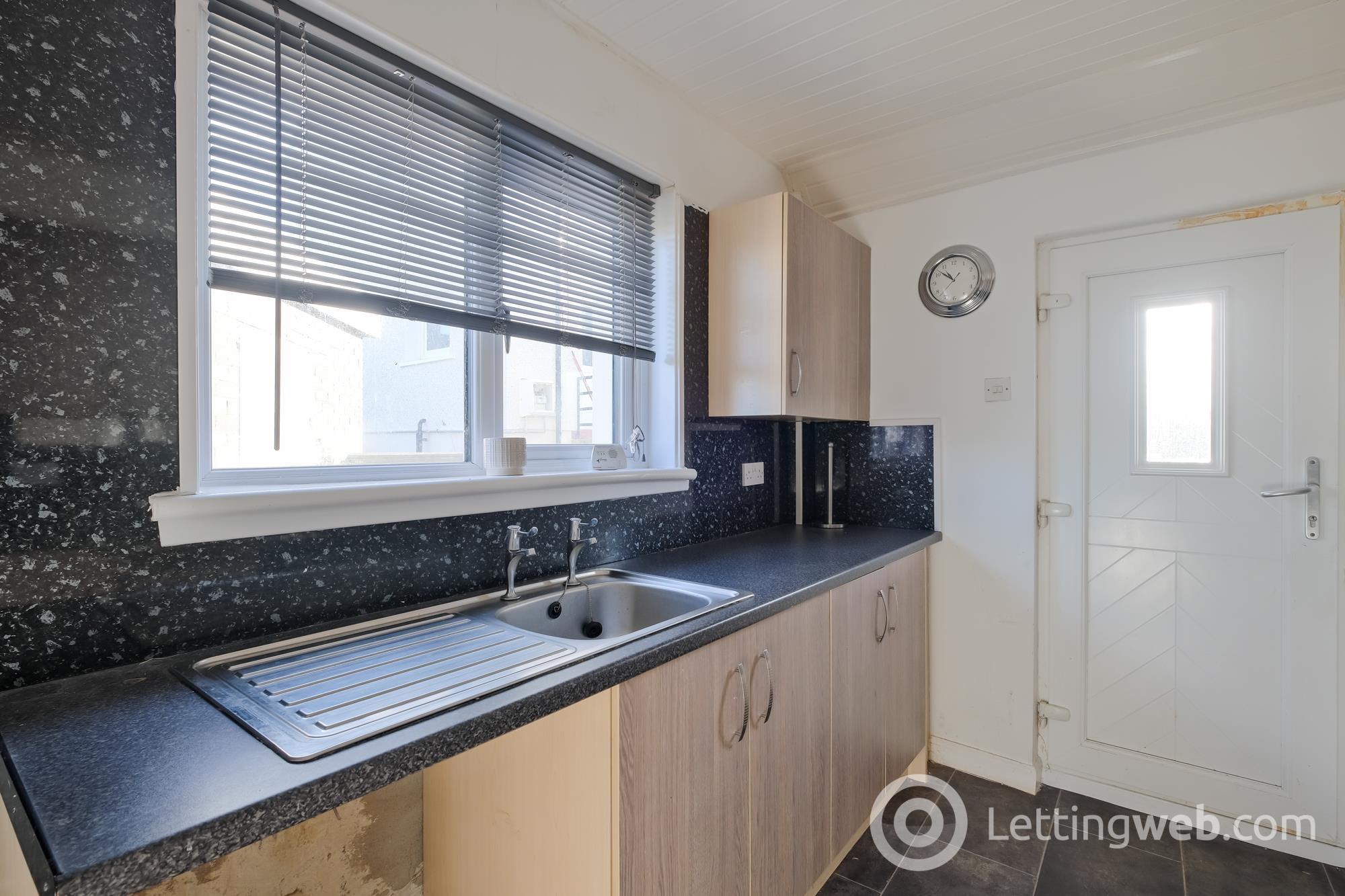 Property to rent in Linnhe Crescent Wishaw