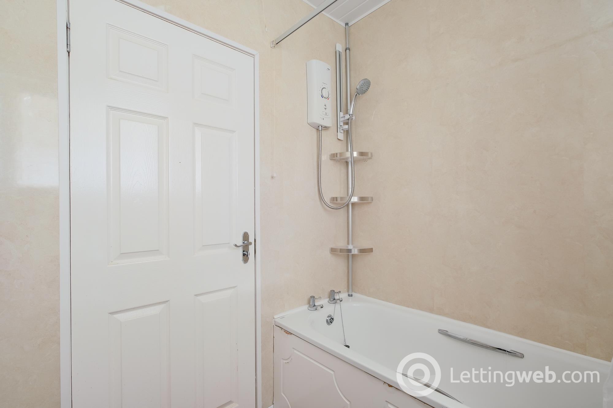 Property to rent in Linnhe Crescent Wishaw