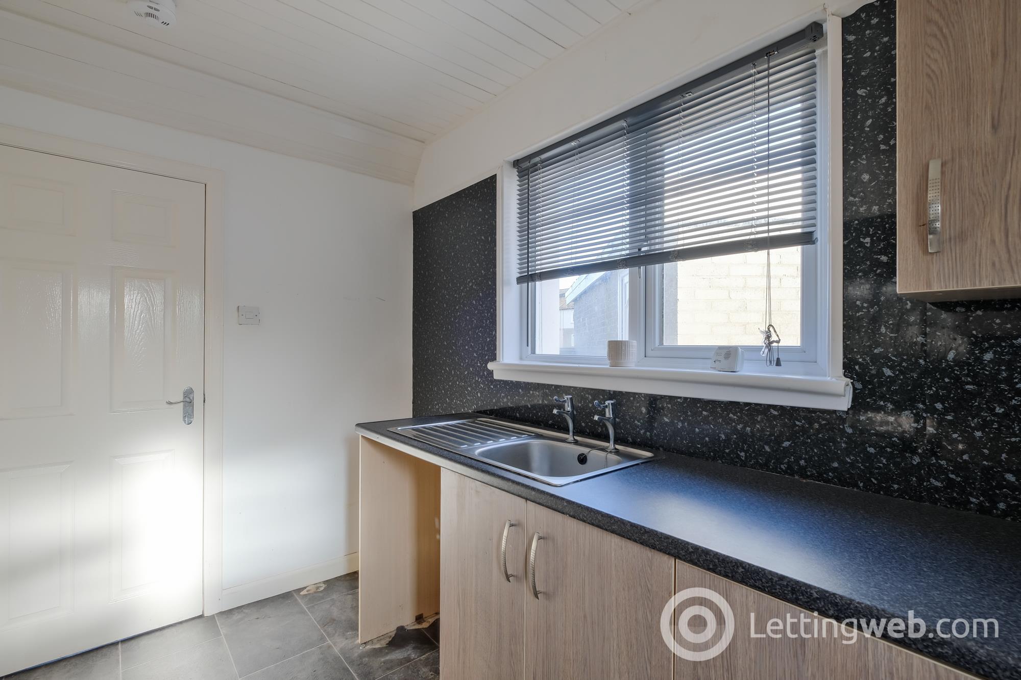 Property to rent in Linnhe Crescent Wishaw
