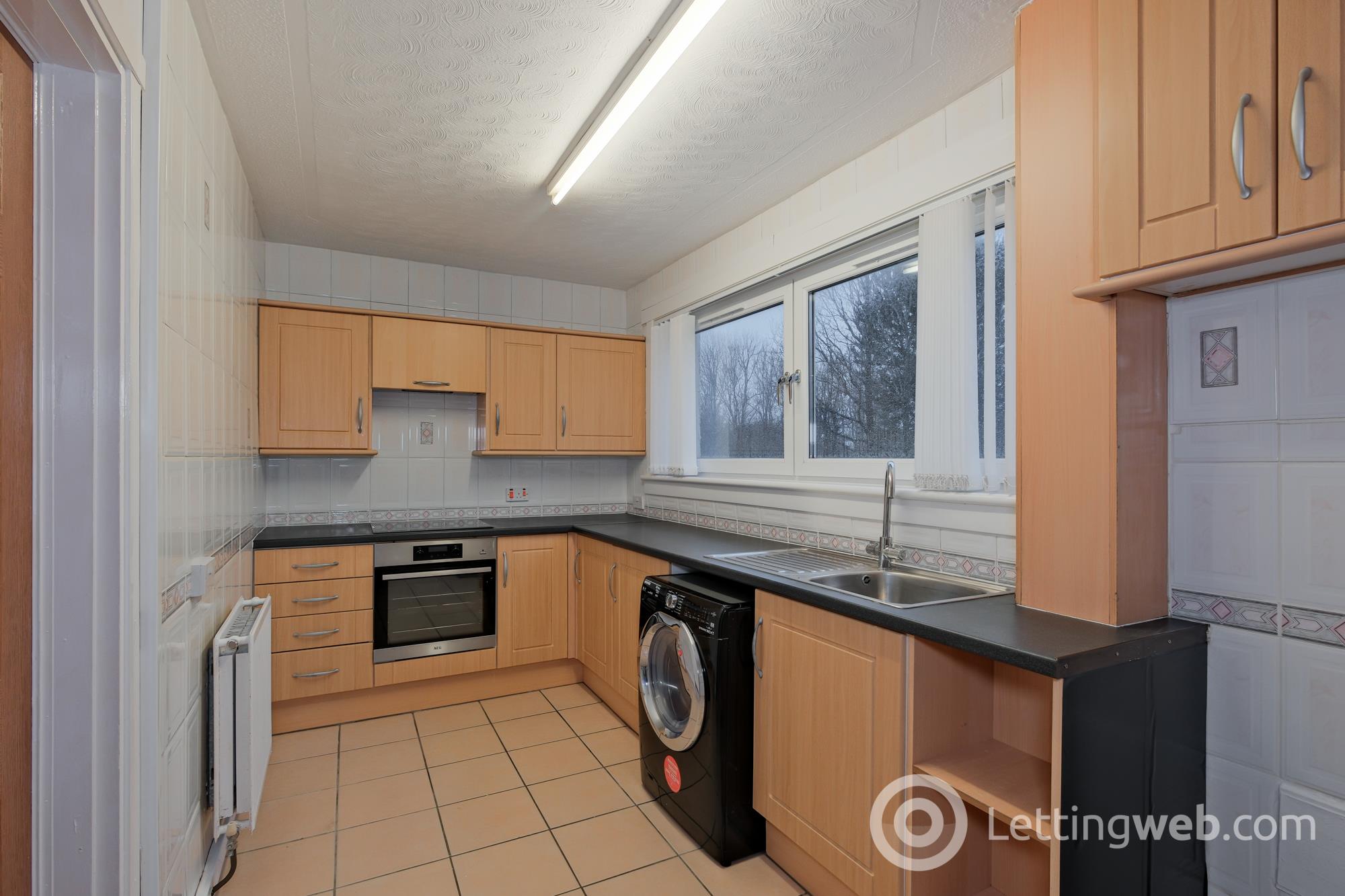 Property to rent in Nith Path Cleland