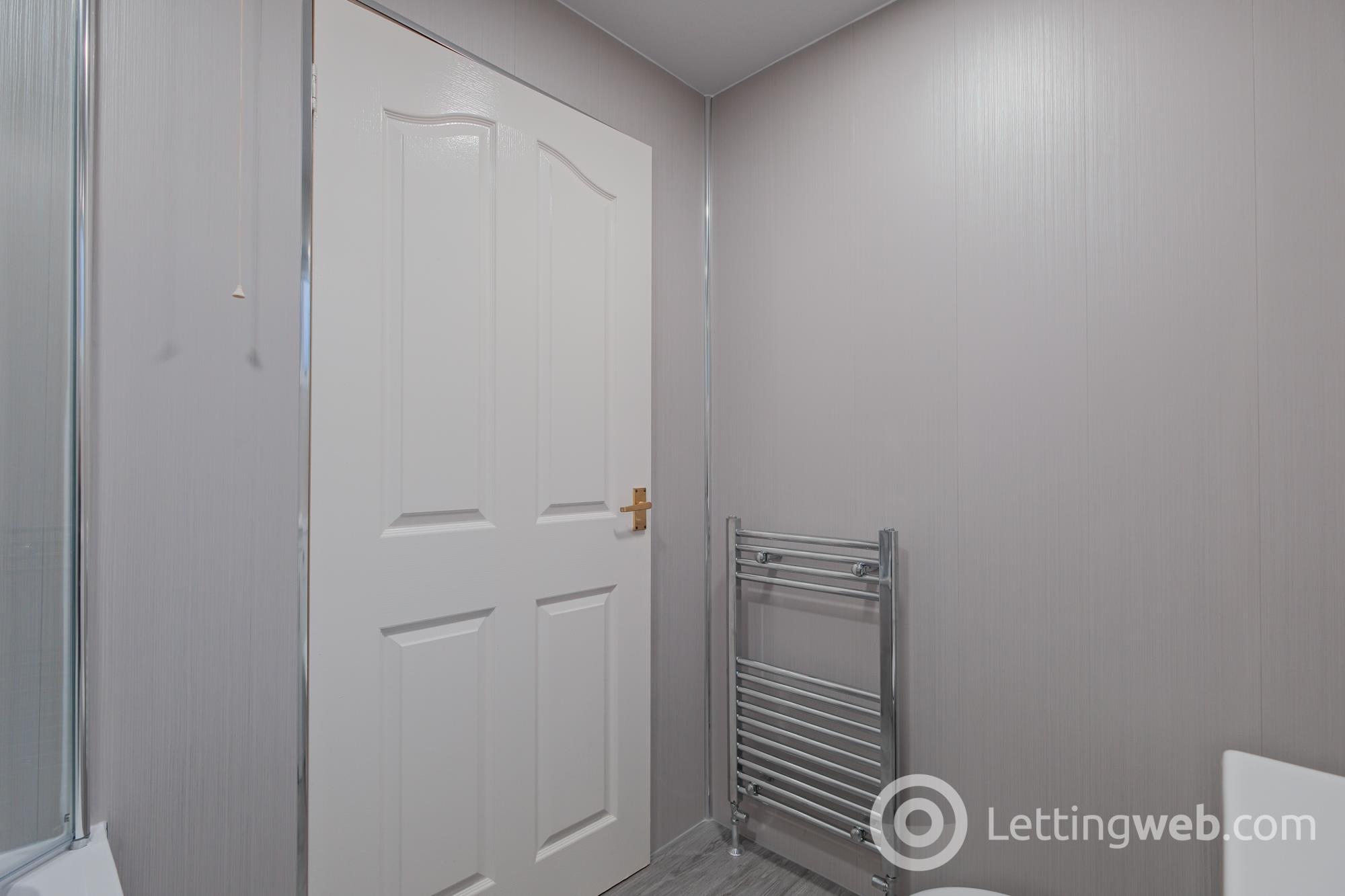 Property to rent in Nith Path Cleland