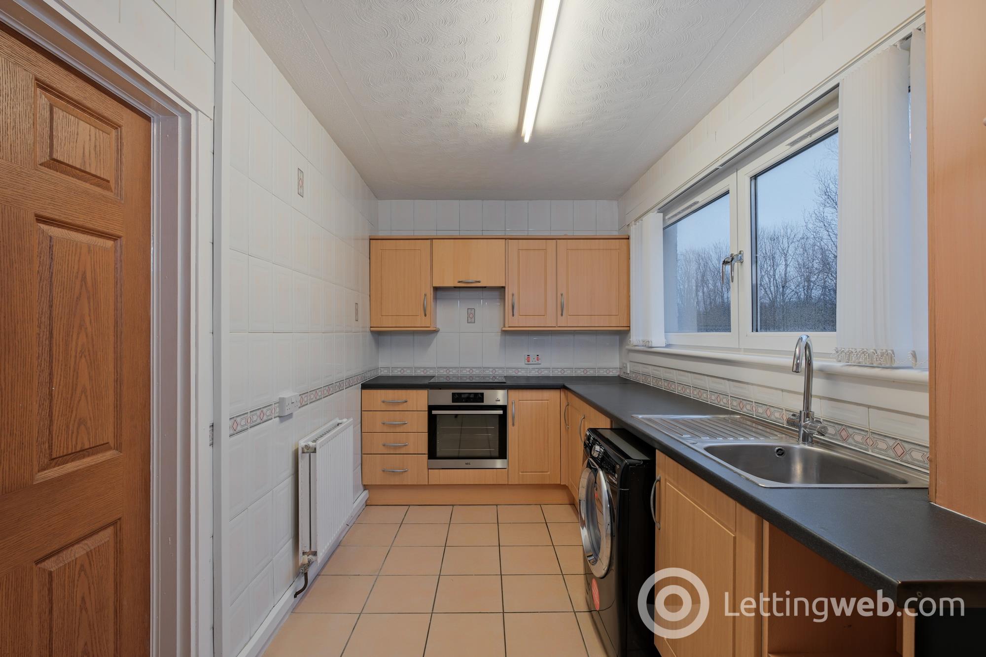 Property to rent in Nith Path Cleland