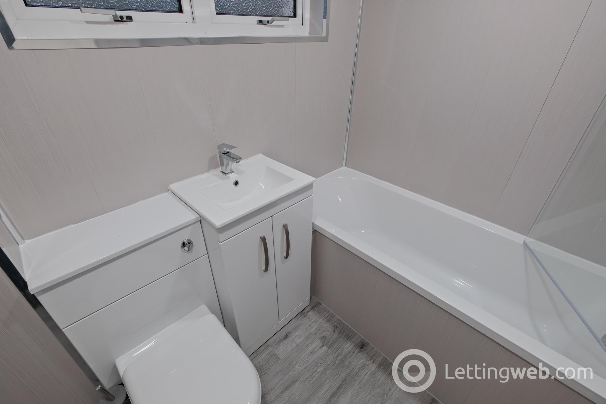 Property to rent in Nith Path Cleland