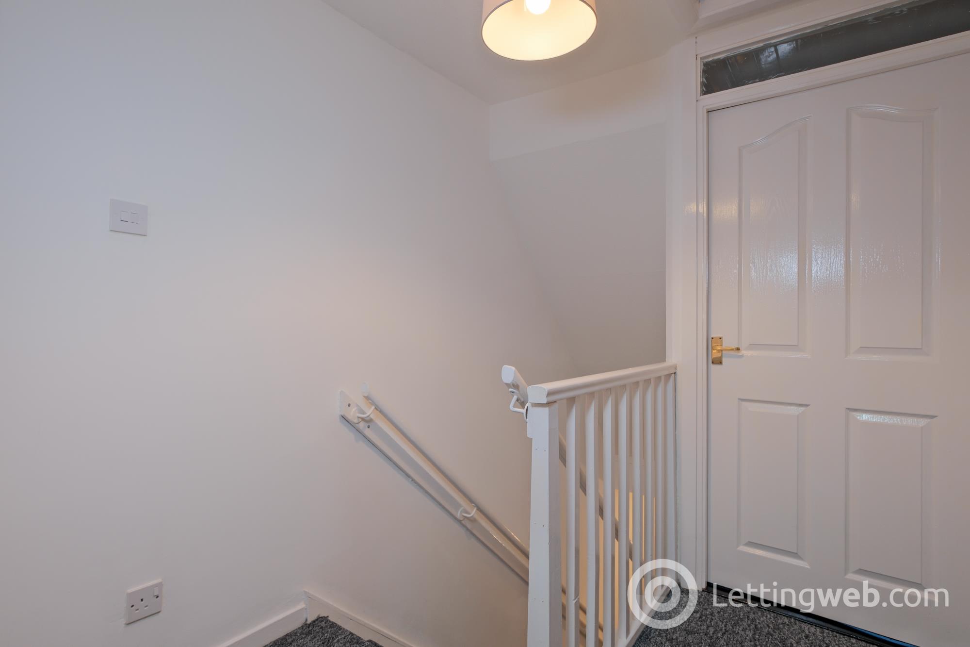 Property to rent in Nith Path Cleland