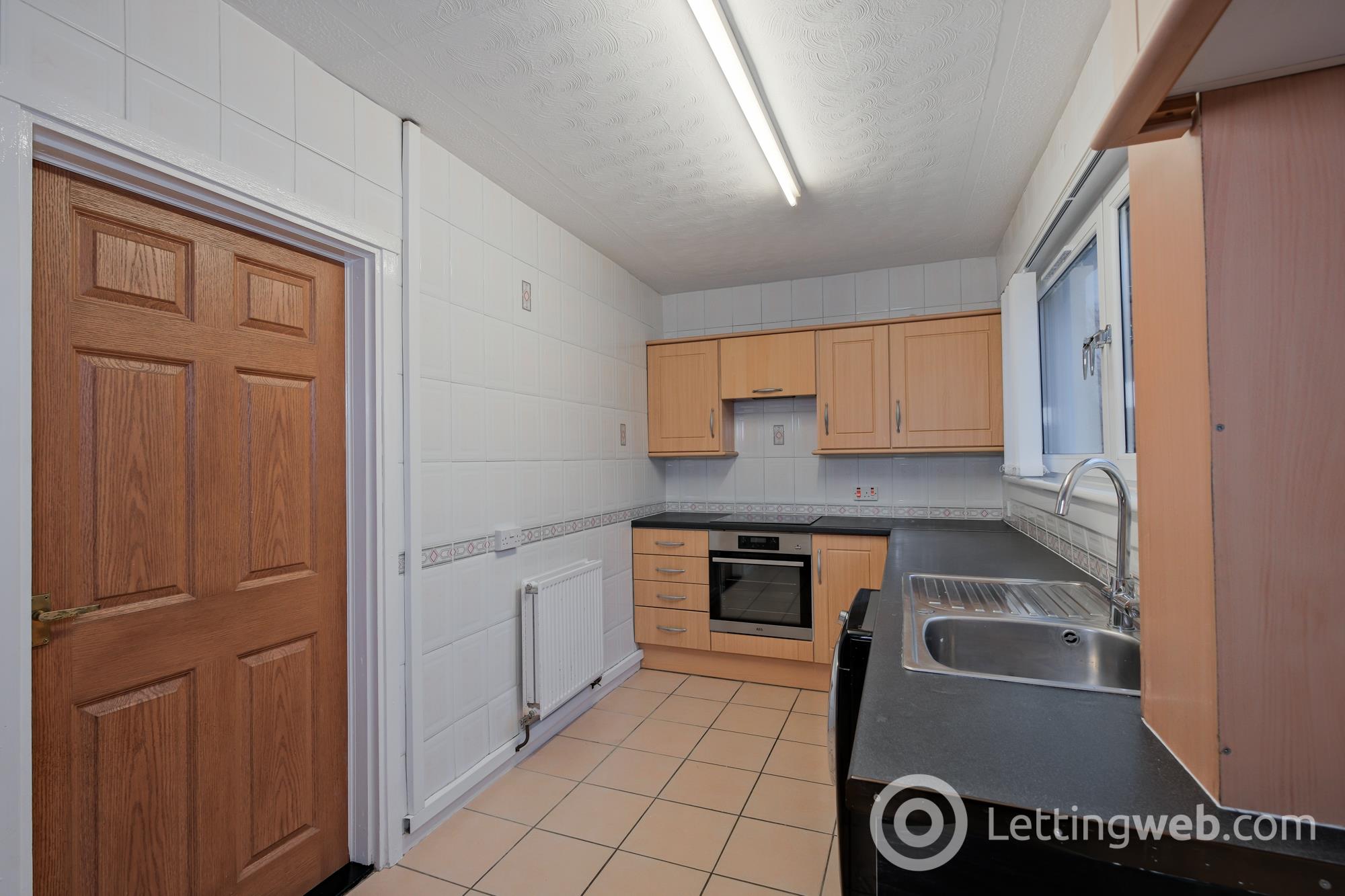 Property to rent in Nith Path Cleland