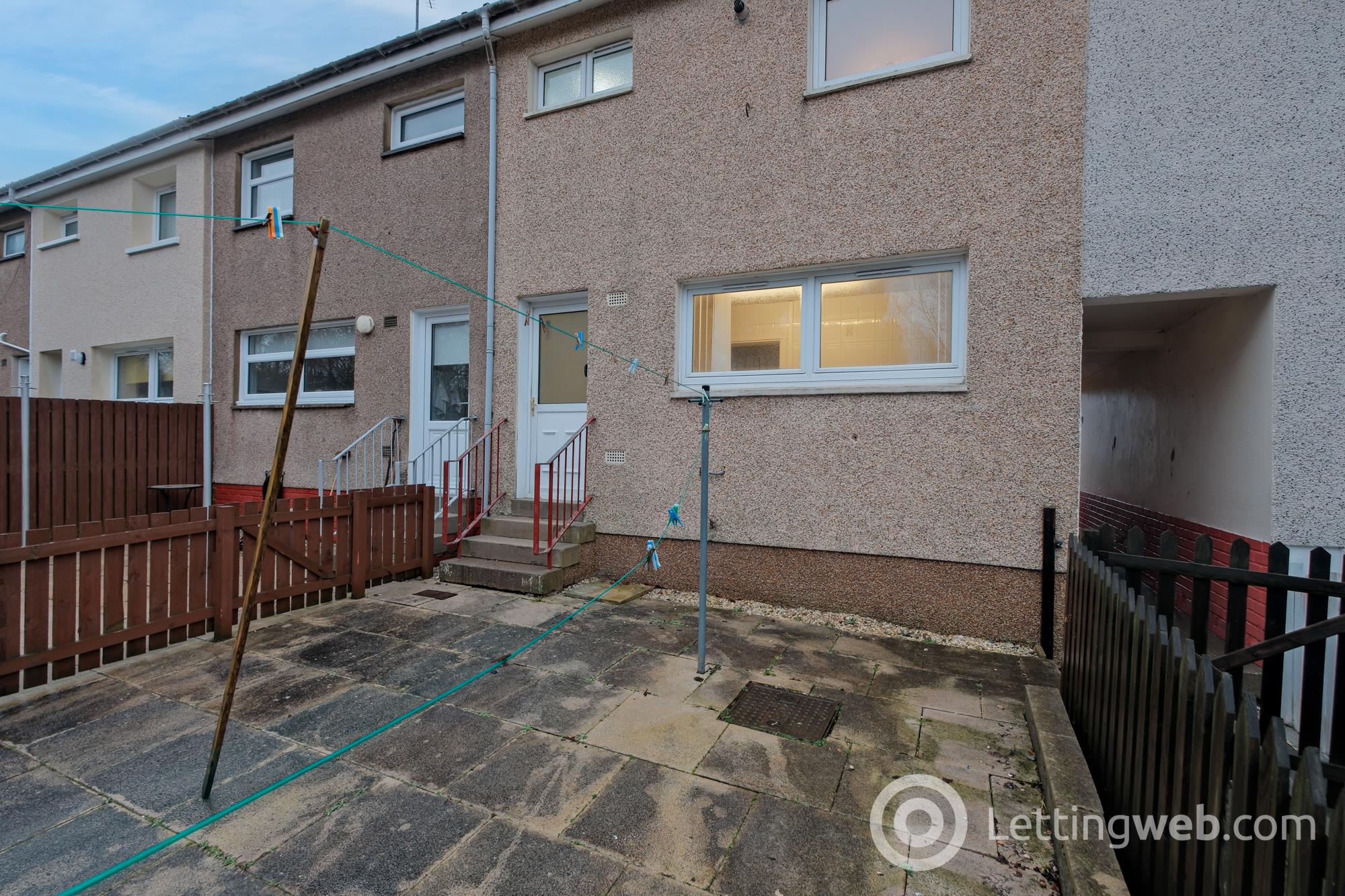 Property to rent in Nith Path Cleland