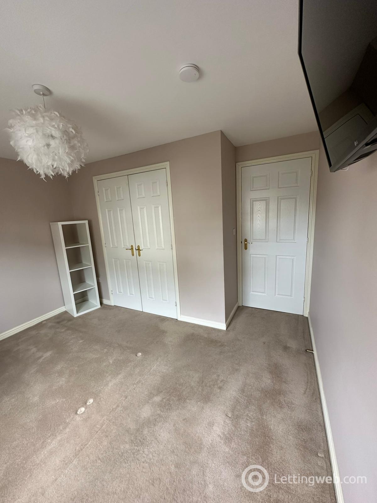 Property to rent in Leyland Road Bathgate