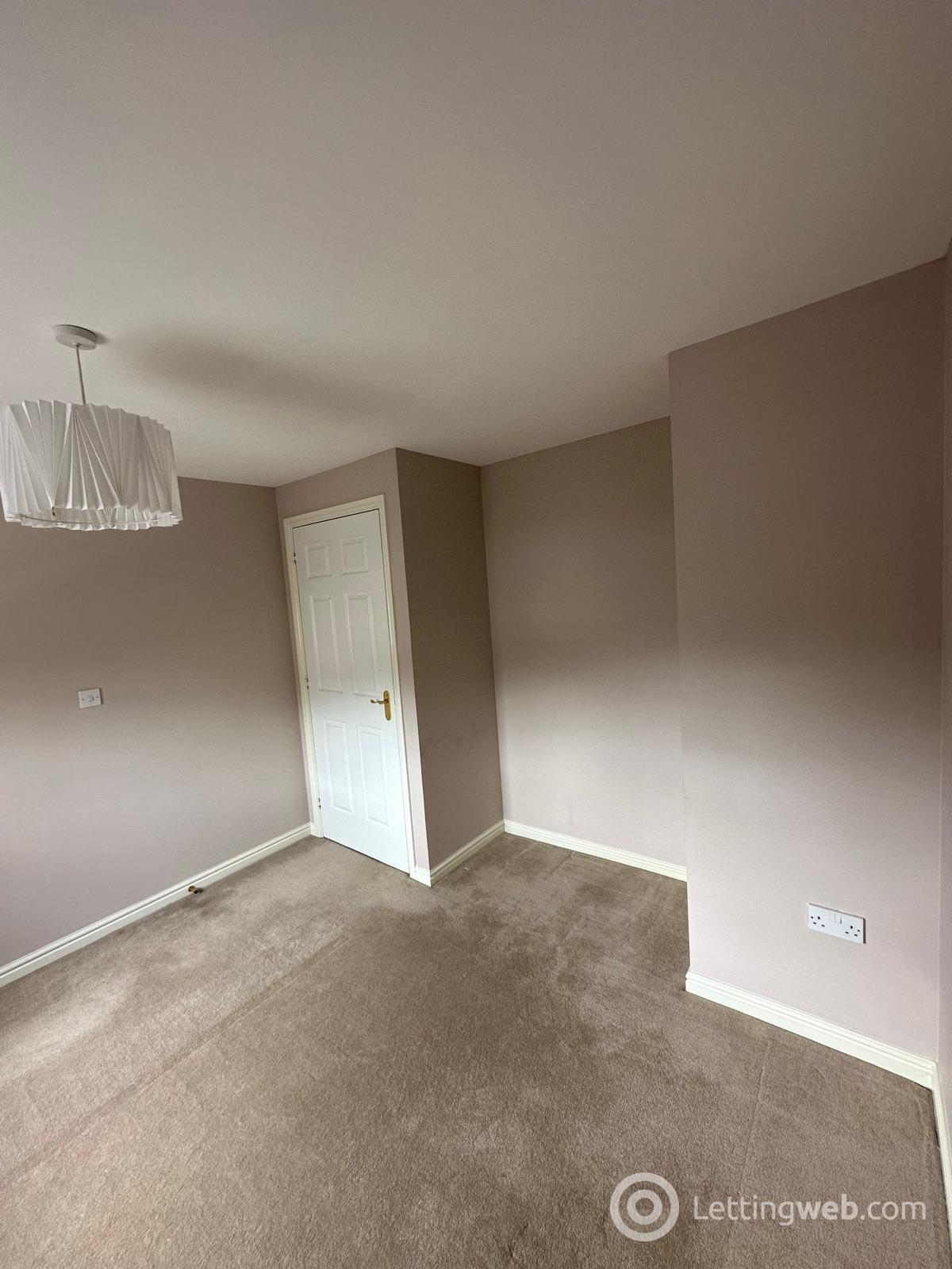 Property to rent in Leyland Road Bathgate