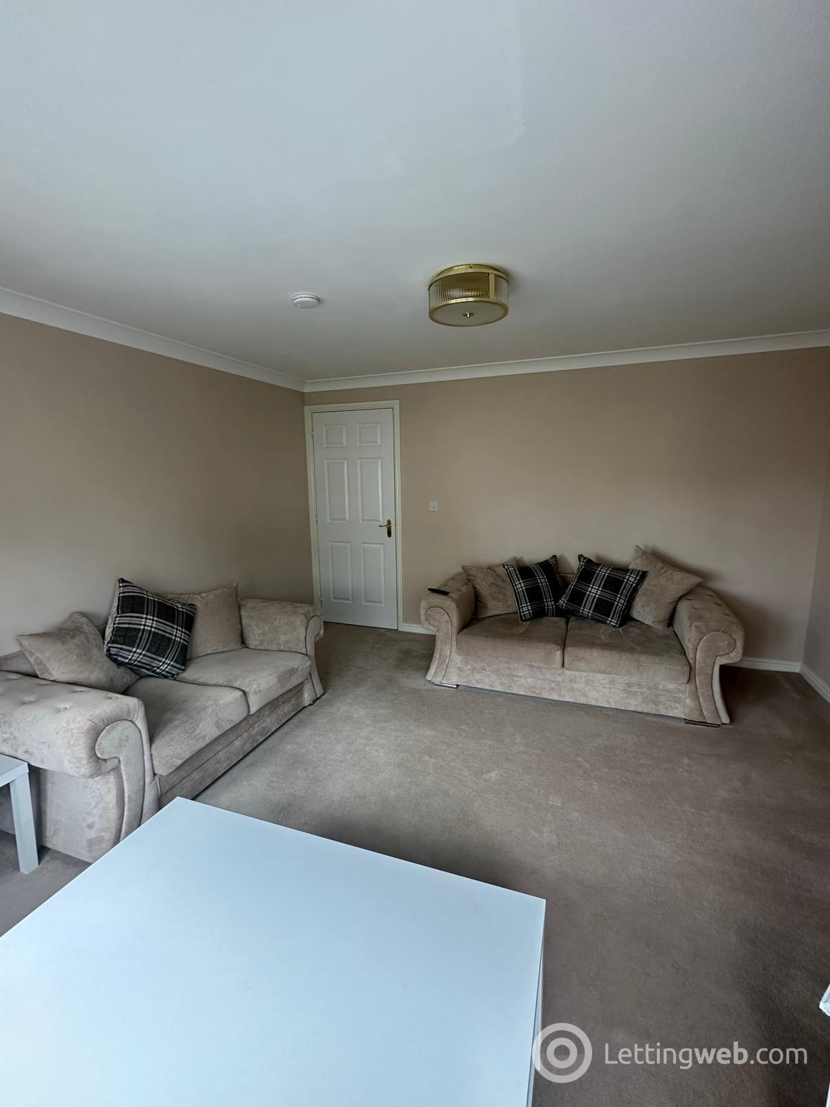 Property to rent in Leyland Road Bathgate