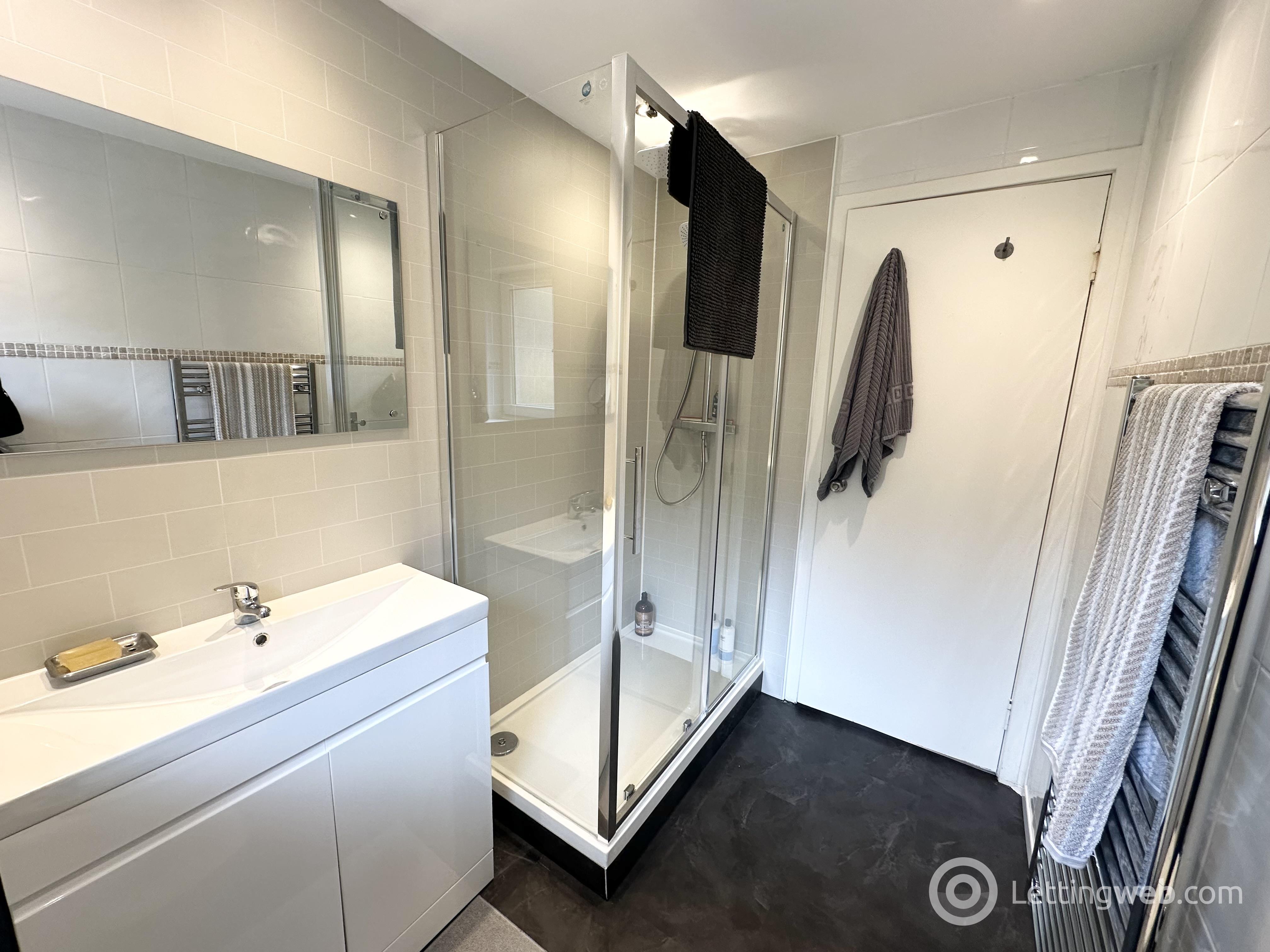 Property to rent in Kelvinside Drive, North Kelvinside