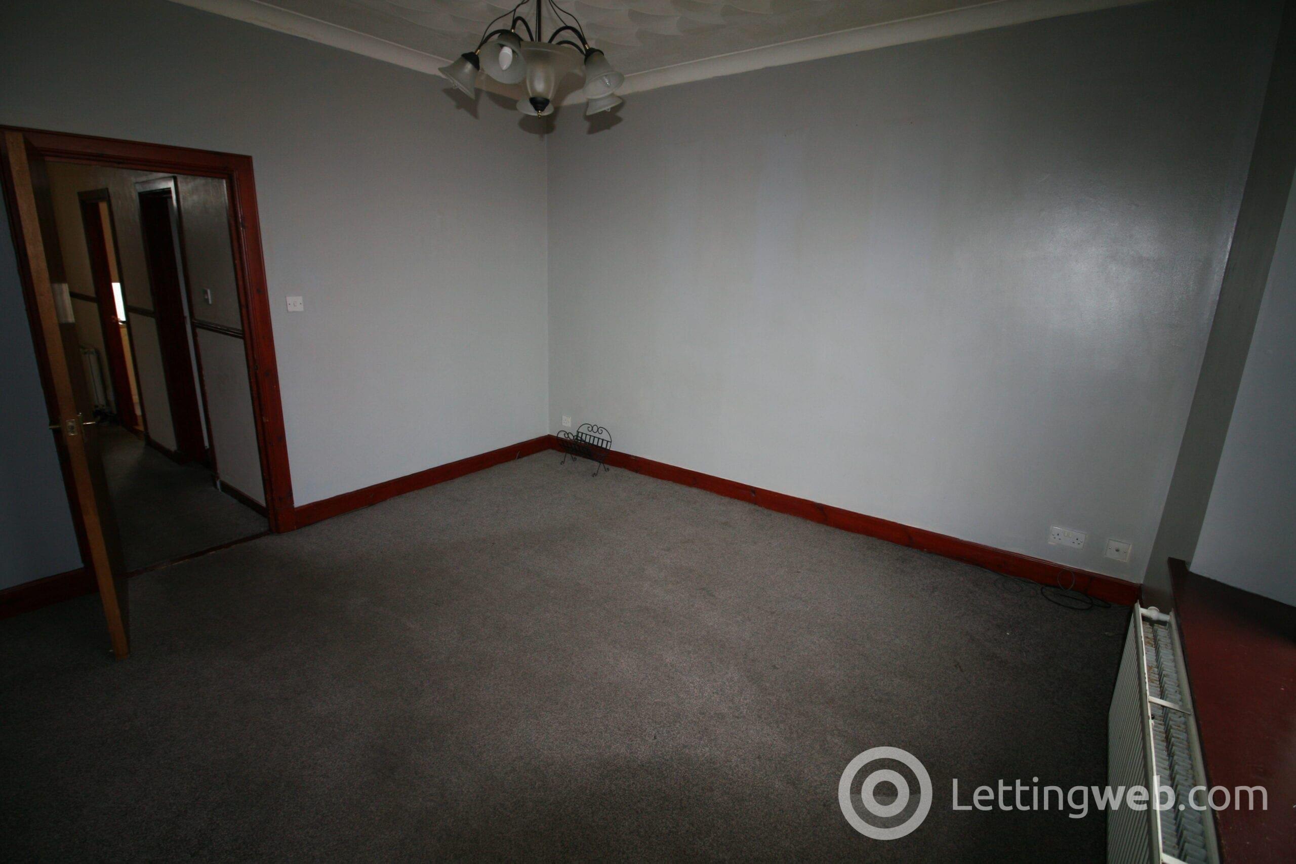 Property to rent in 257 Station Road, SHOTTS, Lanarkshire, ML7 4AW