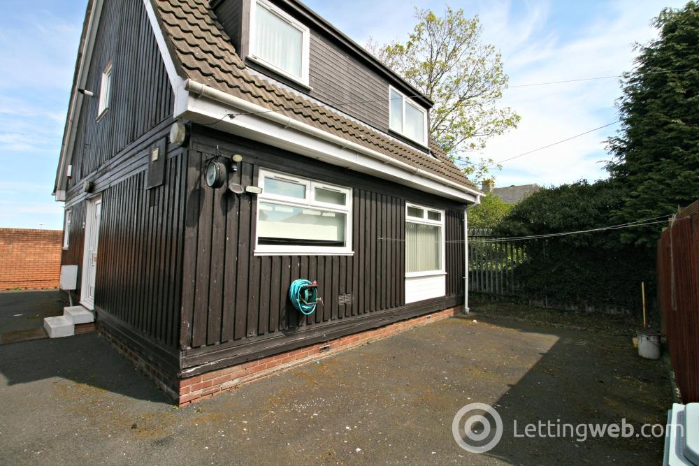 Property to rent in Craig Street, Blantyre, Glasgow, G72 0NH