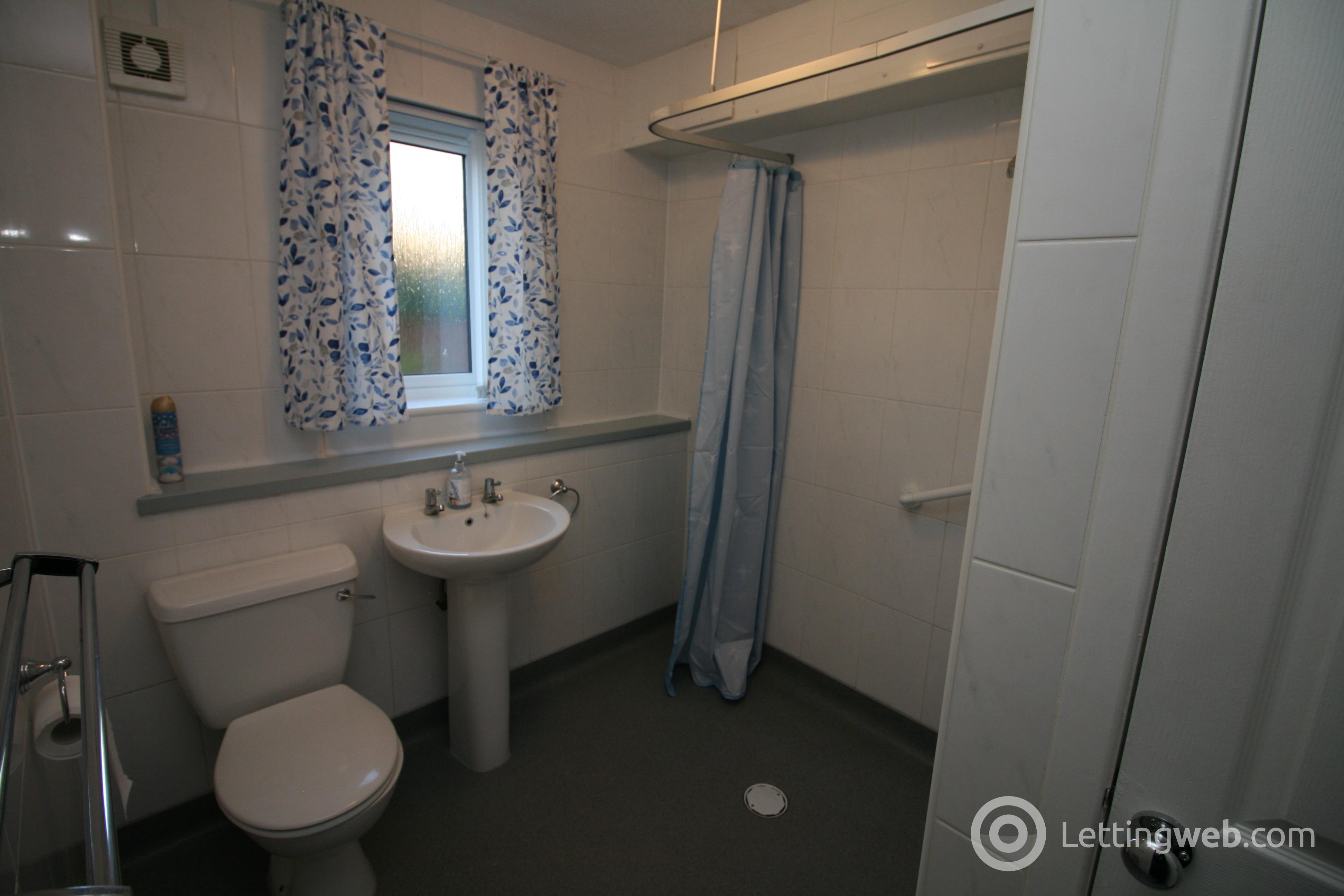 Property to rent in 32 Strath Peffer, Law, Carluke, ML8 5SQ