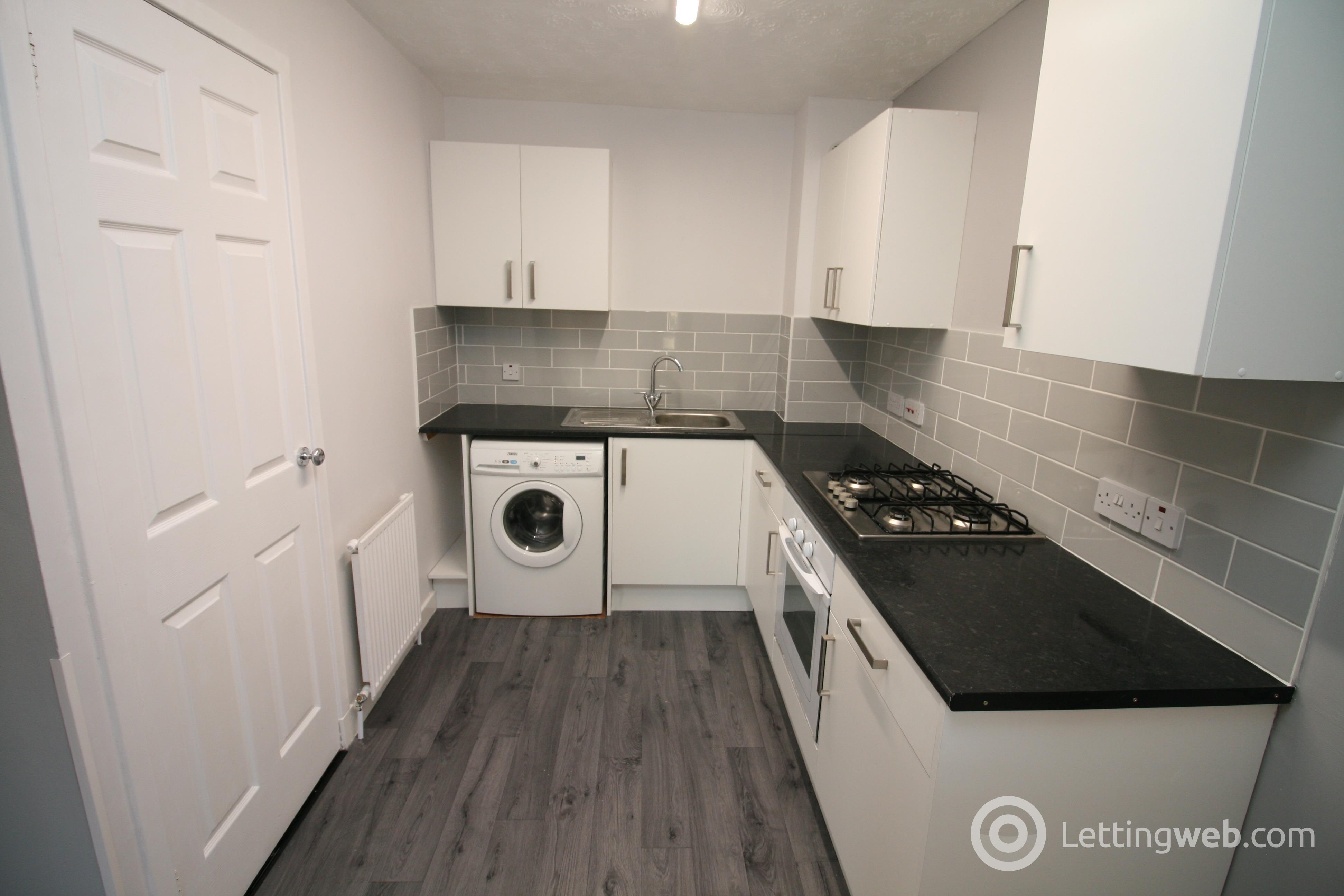Property to rent in 32 Strath Peffer, Law, Carluke, ML8 5SQ