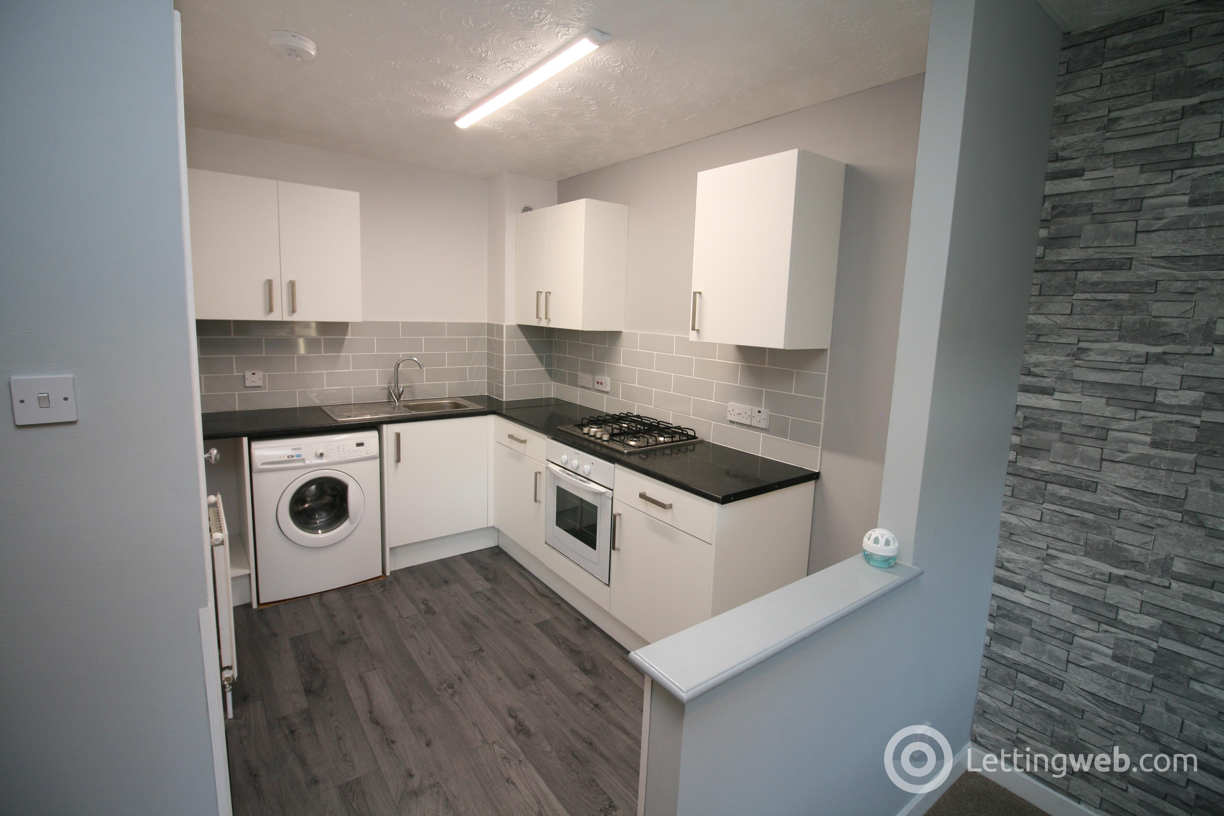 Property to rent in 32 Strath Peffer, Law, Carluke, ML8 5SQ
