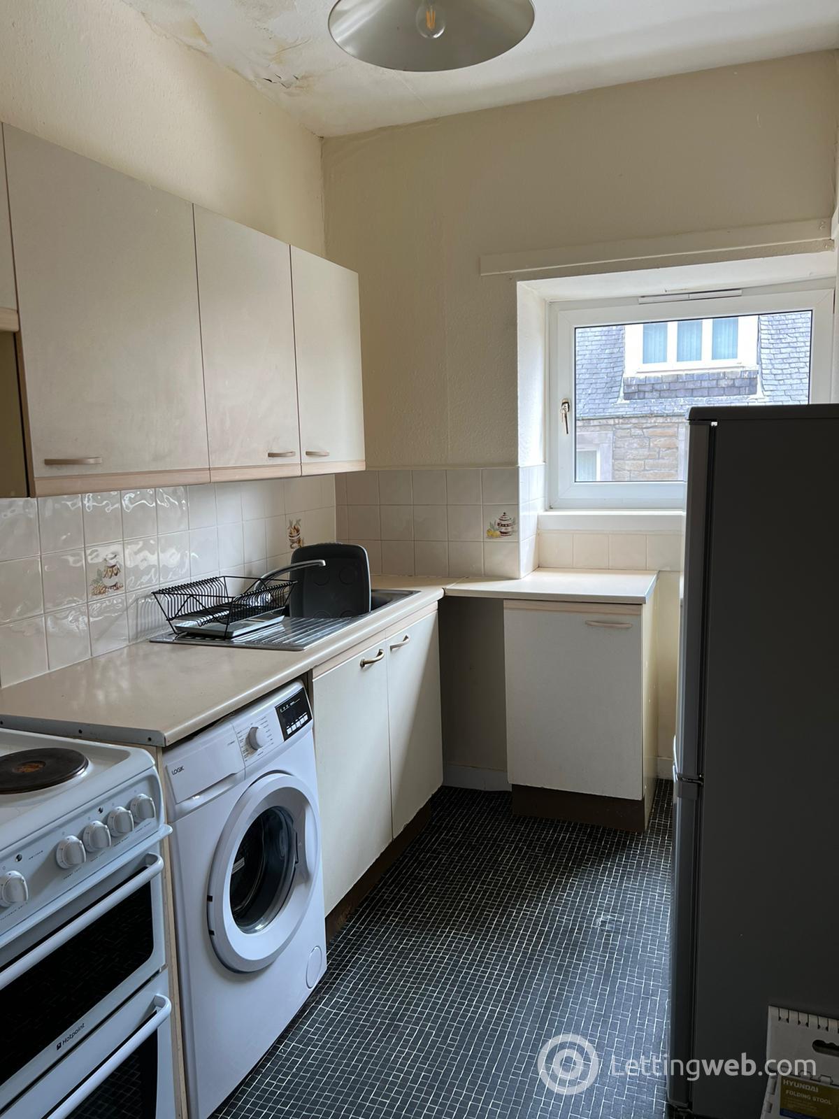 Property to rent in 15B, Step Row, Dundee, DD2 1AF