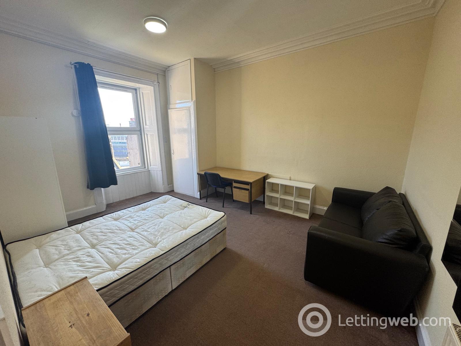 Property to rent in 2 Garland Place, Dundee, DD3 6HE