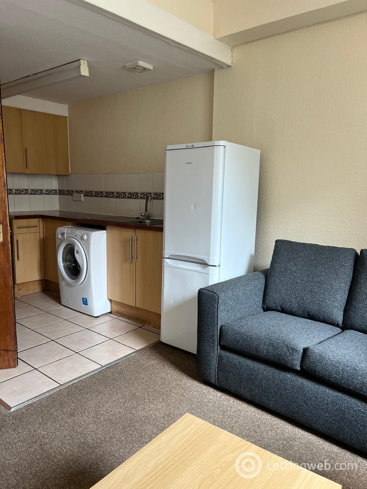 Property to rent in 1/3, 1 Dudhope Street, Dundee, DD1 1JZ