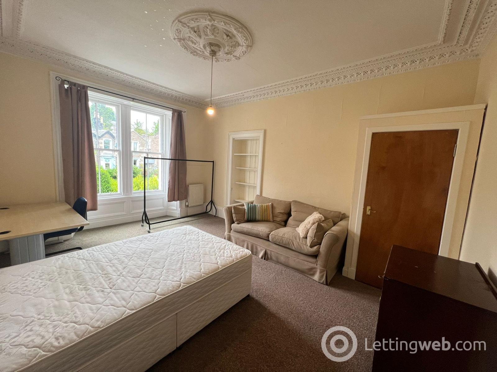 Property to rent in 1/3, 1 Dudhope Street, Dundee, DD1 1JZ