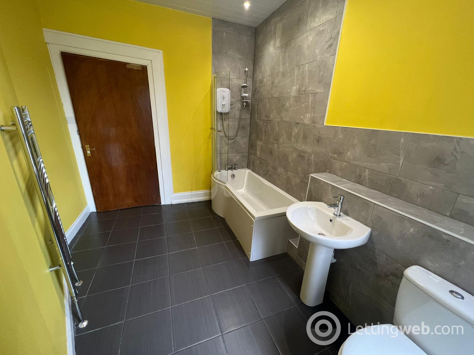 Property to rent in 1/3, 1 Dudhope Street, Dundee, DD1 1JZ