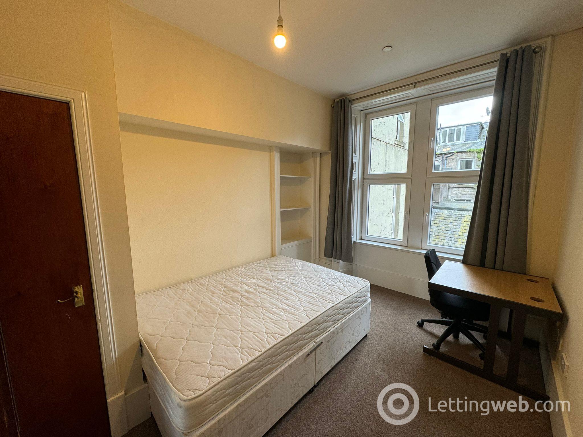 Property to rent in 11D, Whitehall Street, Dundee, DD1 4AA