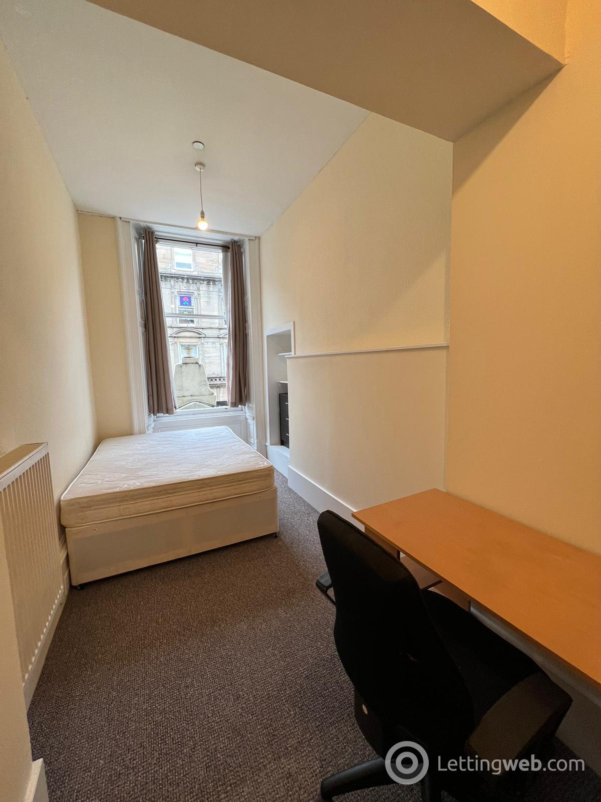 Property to rent in 11A, Whitehall Street, Dundee, DD1 4AA