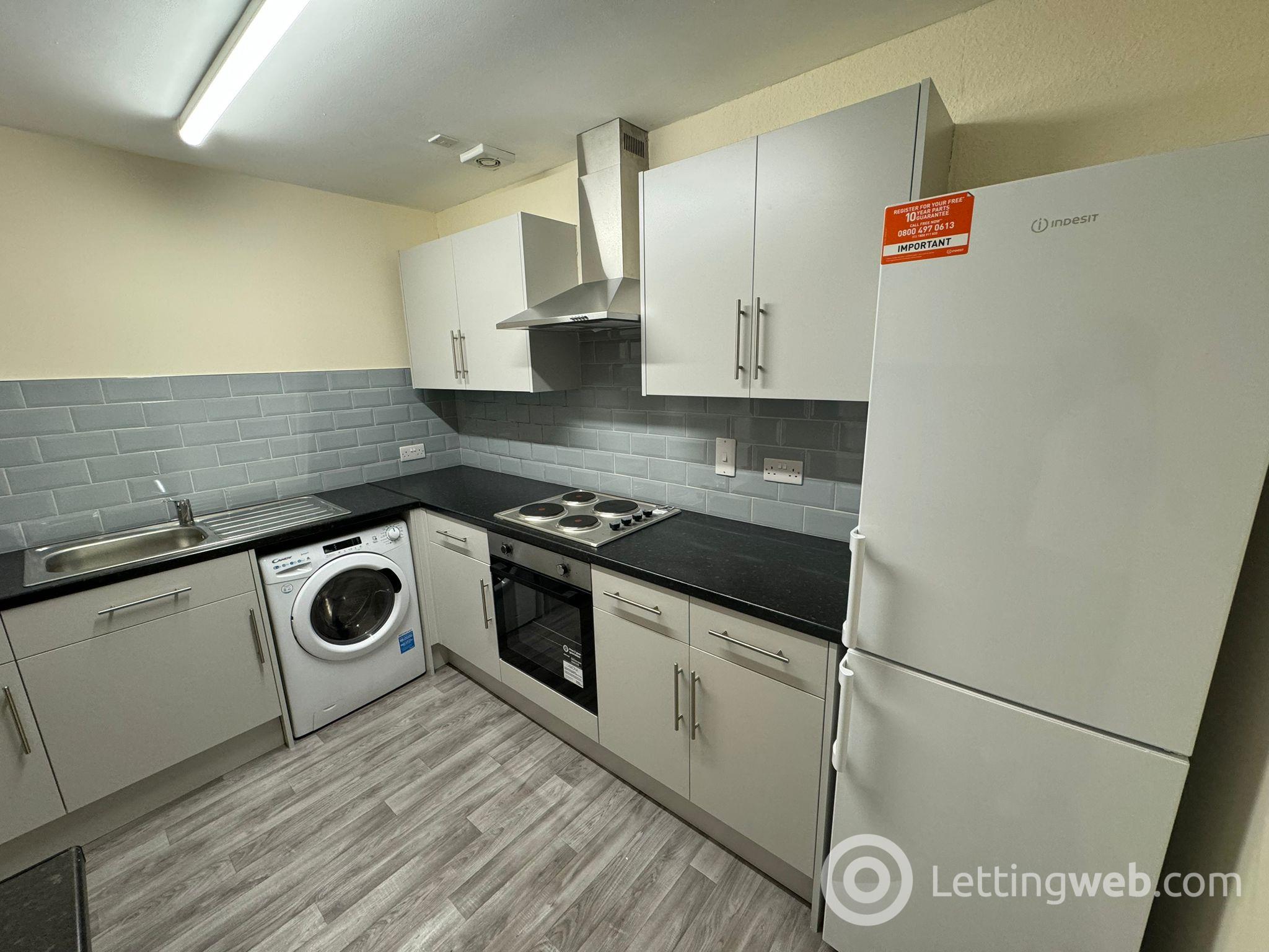 Property to rent in 1/L, 6 Cleghorn Street, Dundee, DD2 2NR