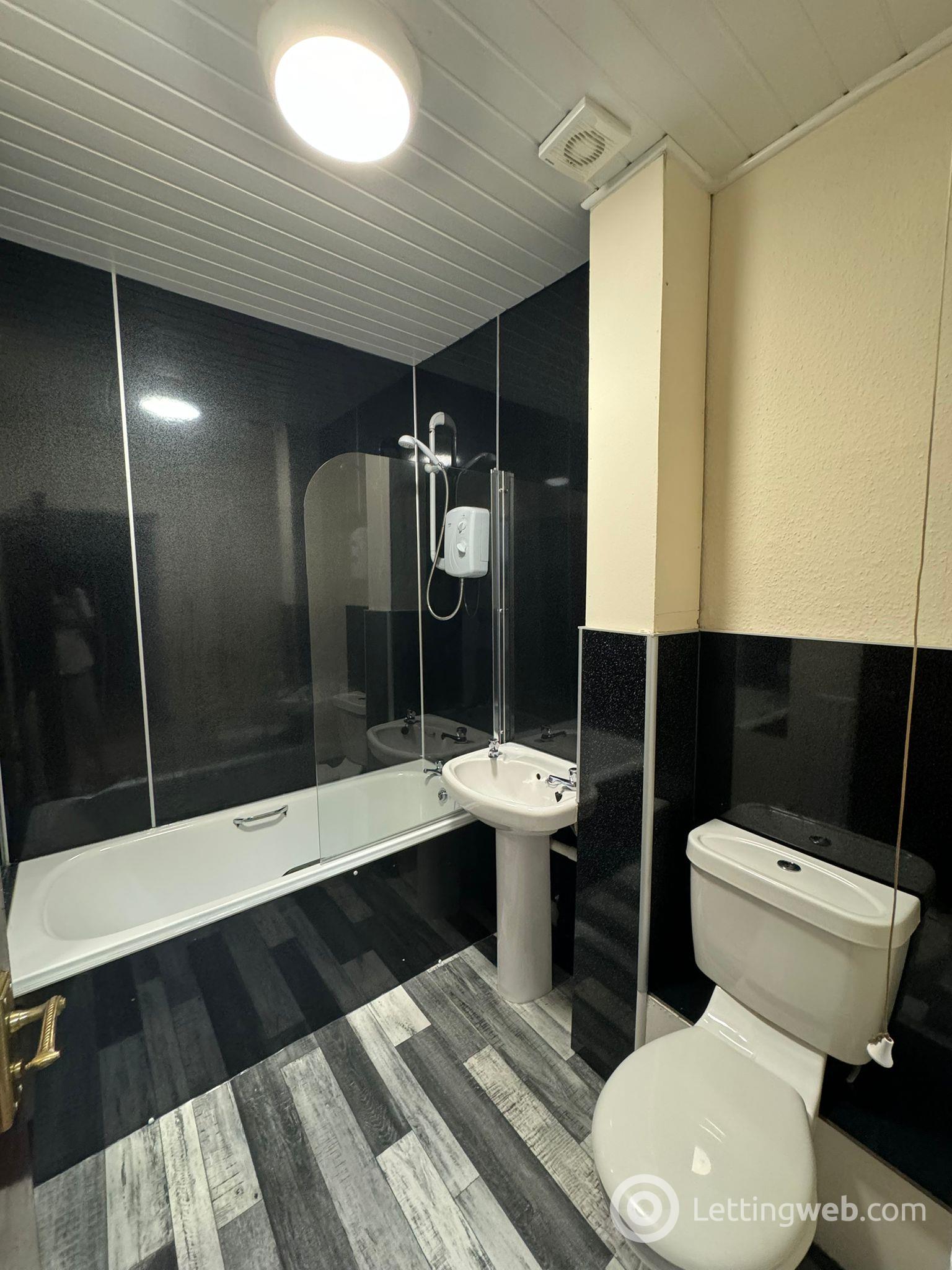 Property to rent in 1/L, 6 Cleghorn Street, Dundee, DD2 2NR