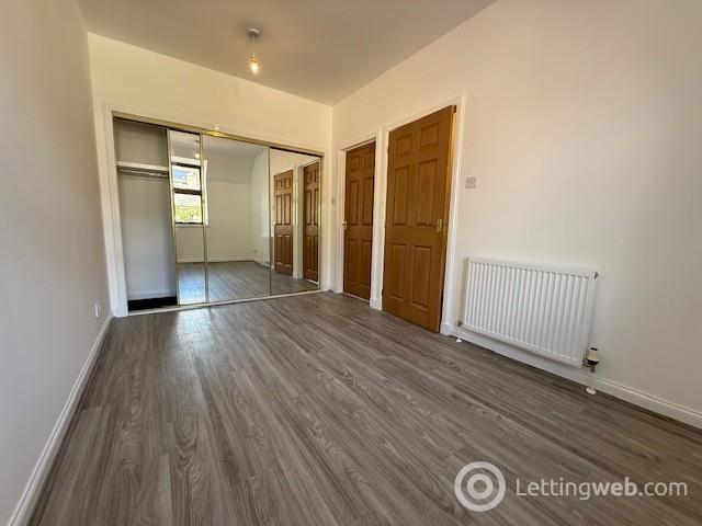 Property to rent in 1A Westgrove Avenue