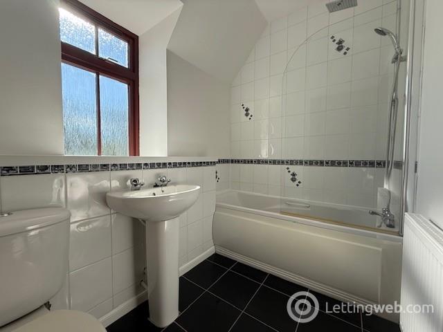 Property to rent in 1A Westgrove Avenue