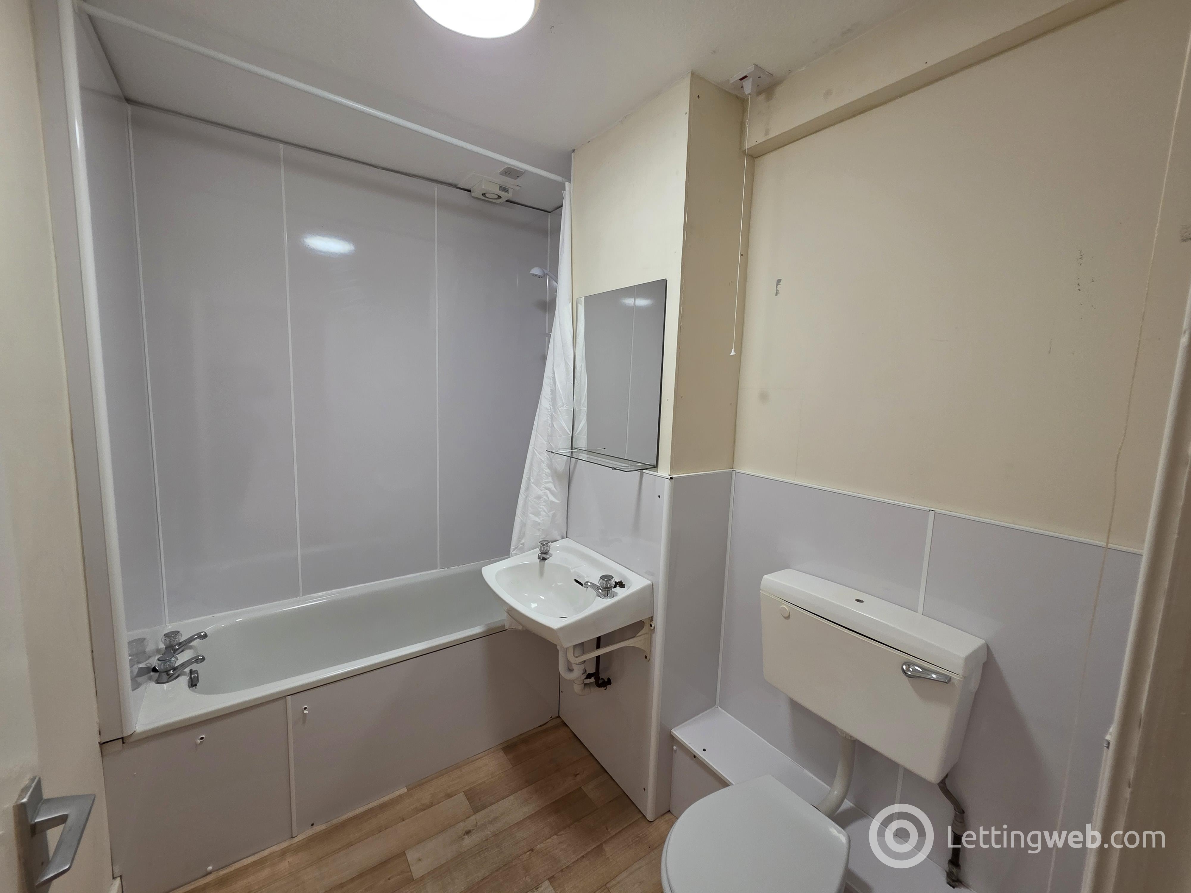 Property to rent in 7 Parker Street 2/2