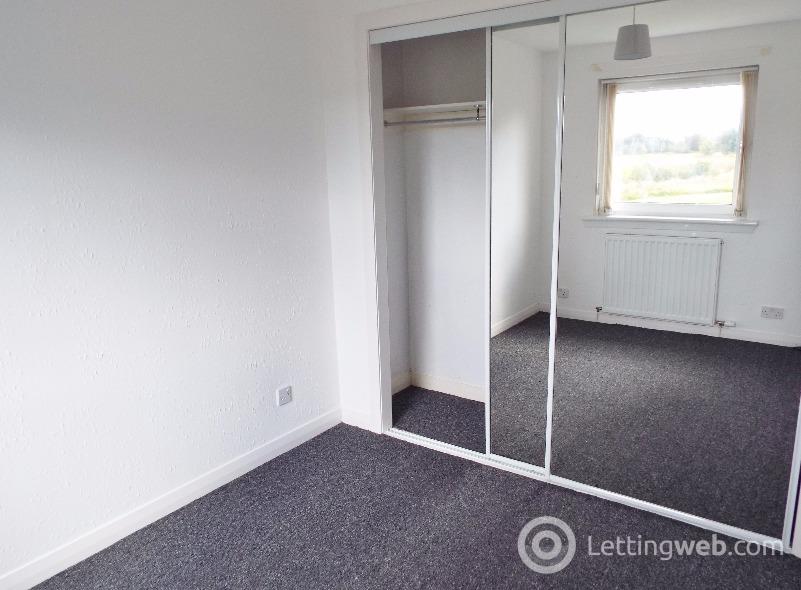 Property to rent in Glenmore, Whitburn
