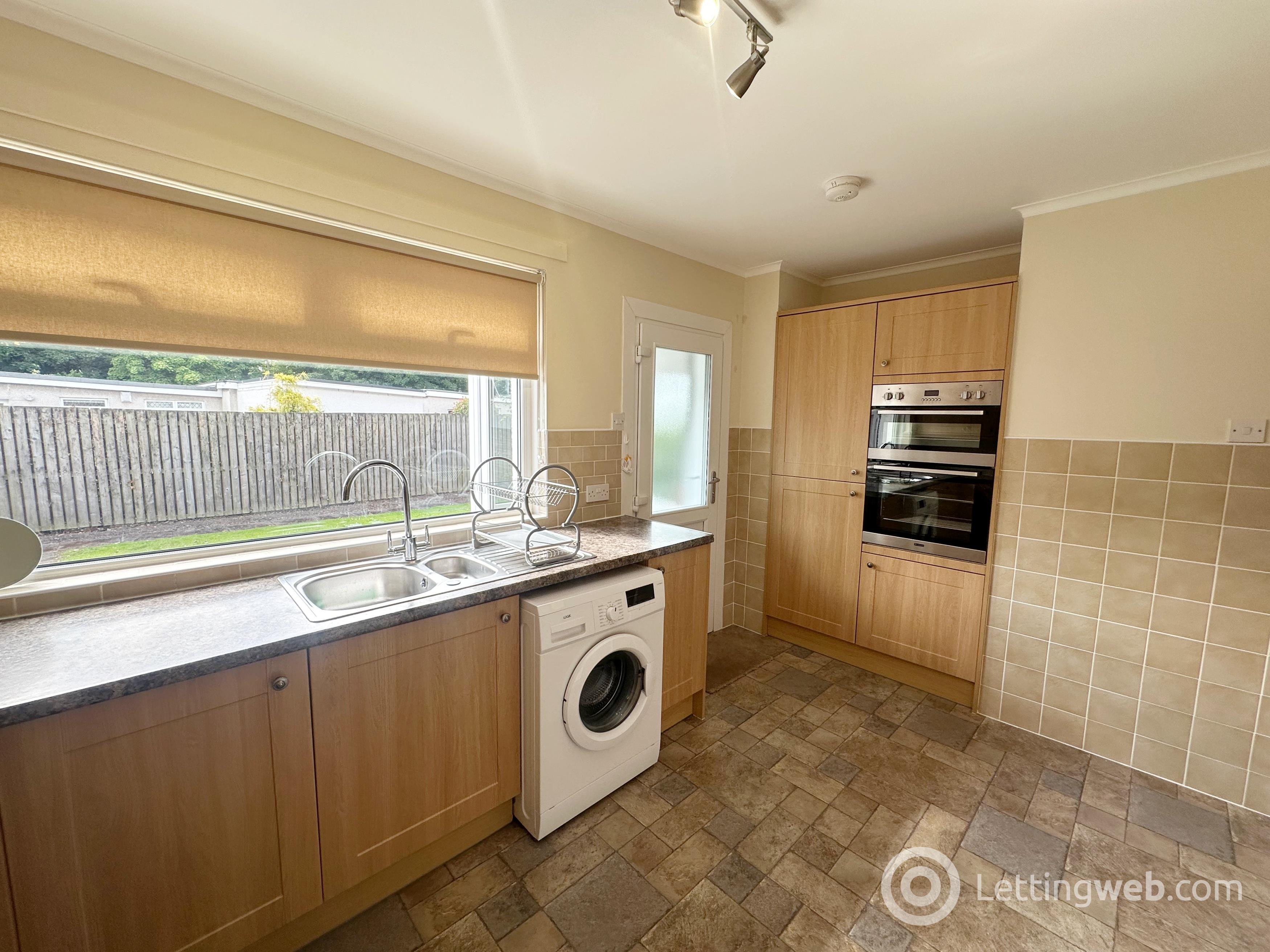 Property to rent in Powburn Crescent, Uddingston, Glasgow, G71 7SS