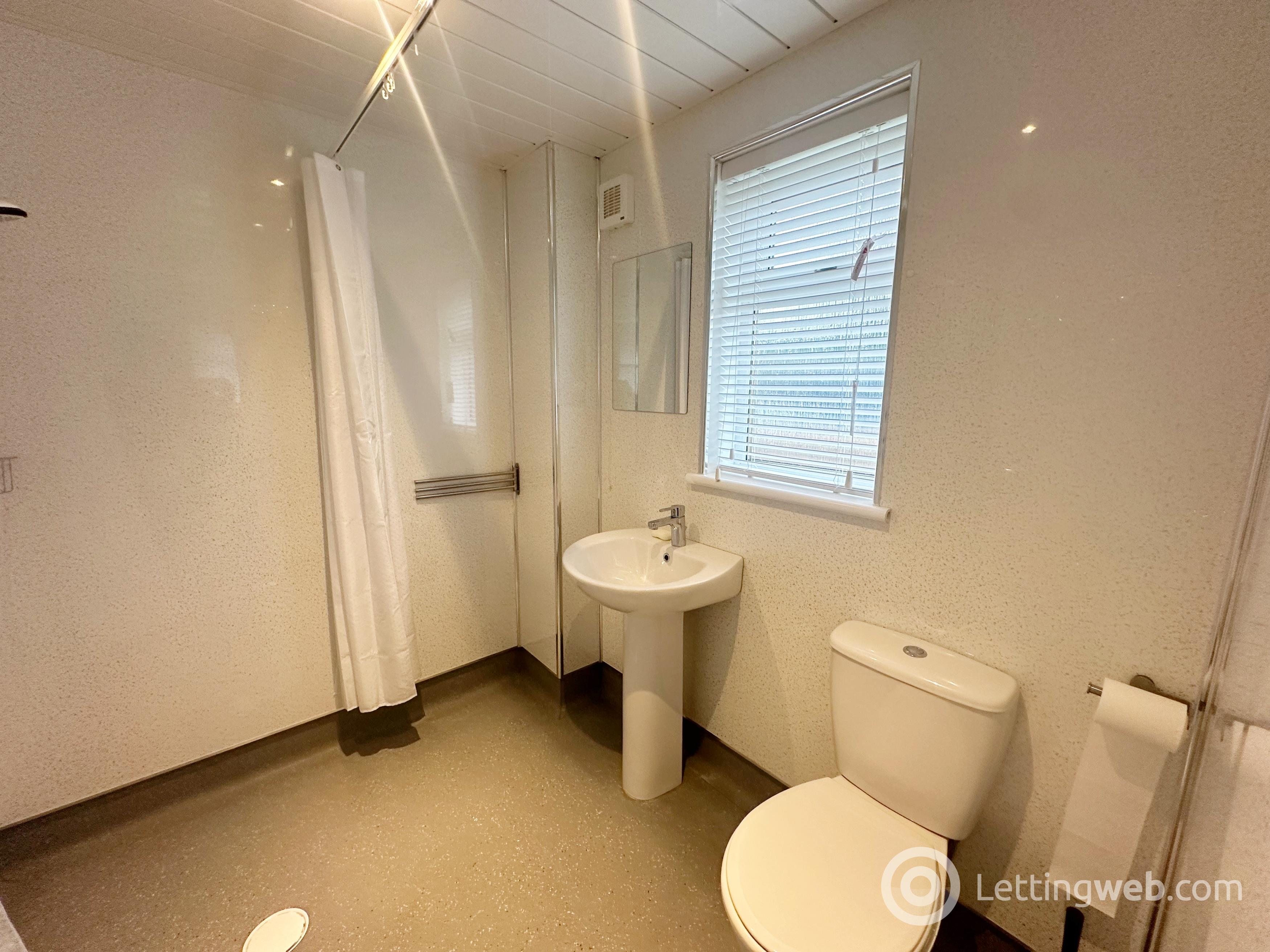 Property to rent in Roman Place, Bellshill, ML4 2AU