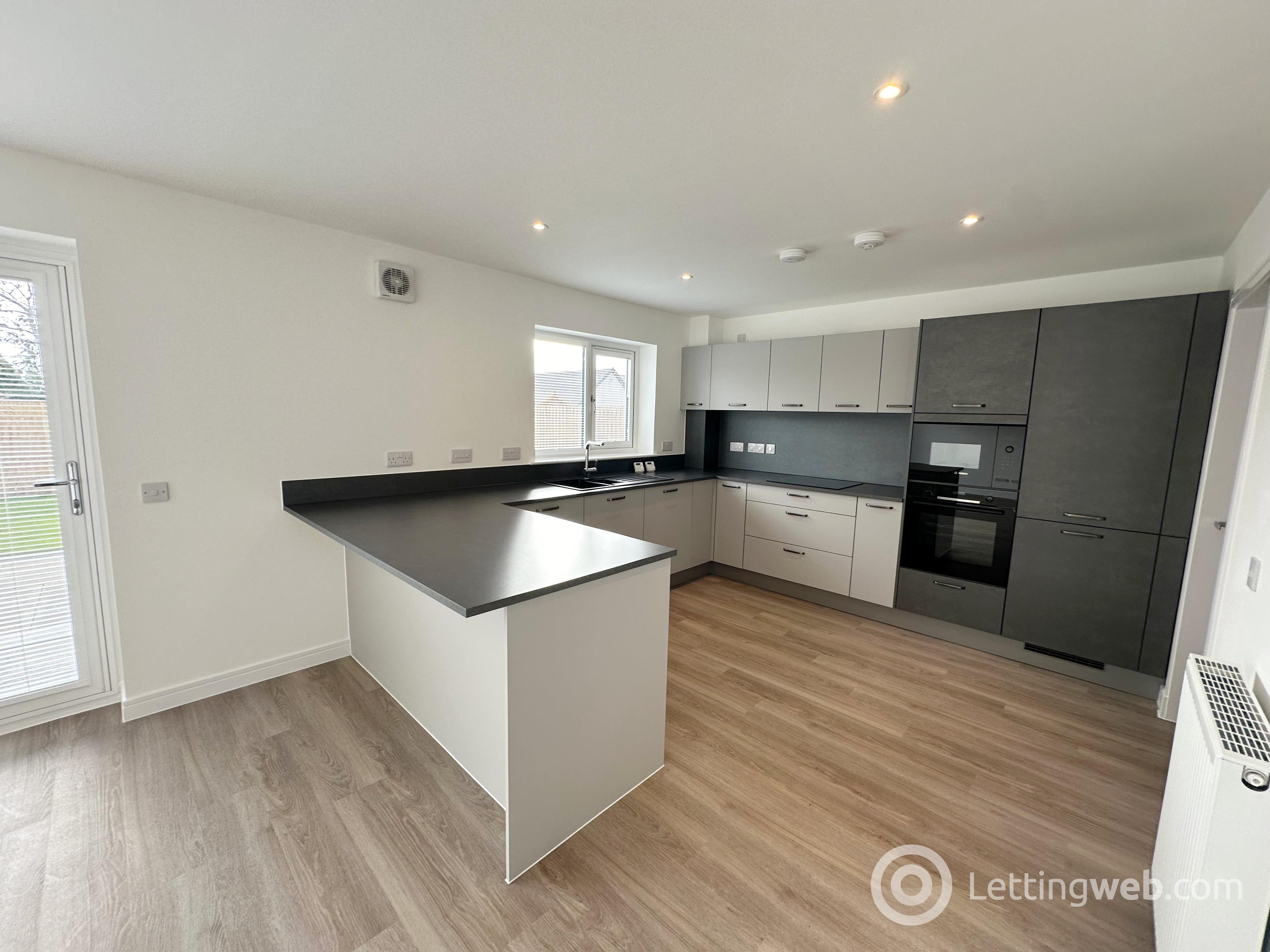 Property to rent in 29 Albany Drive, Lanark, ML11 9AG