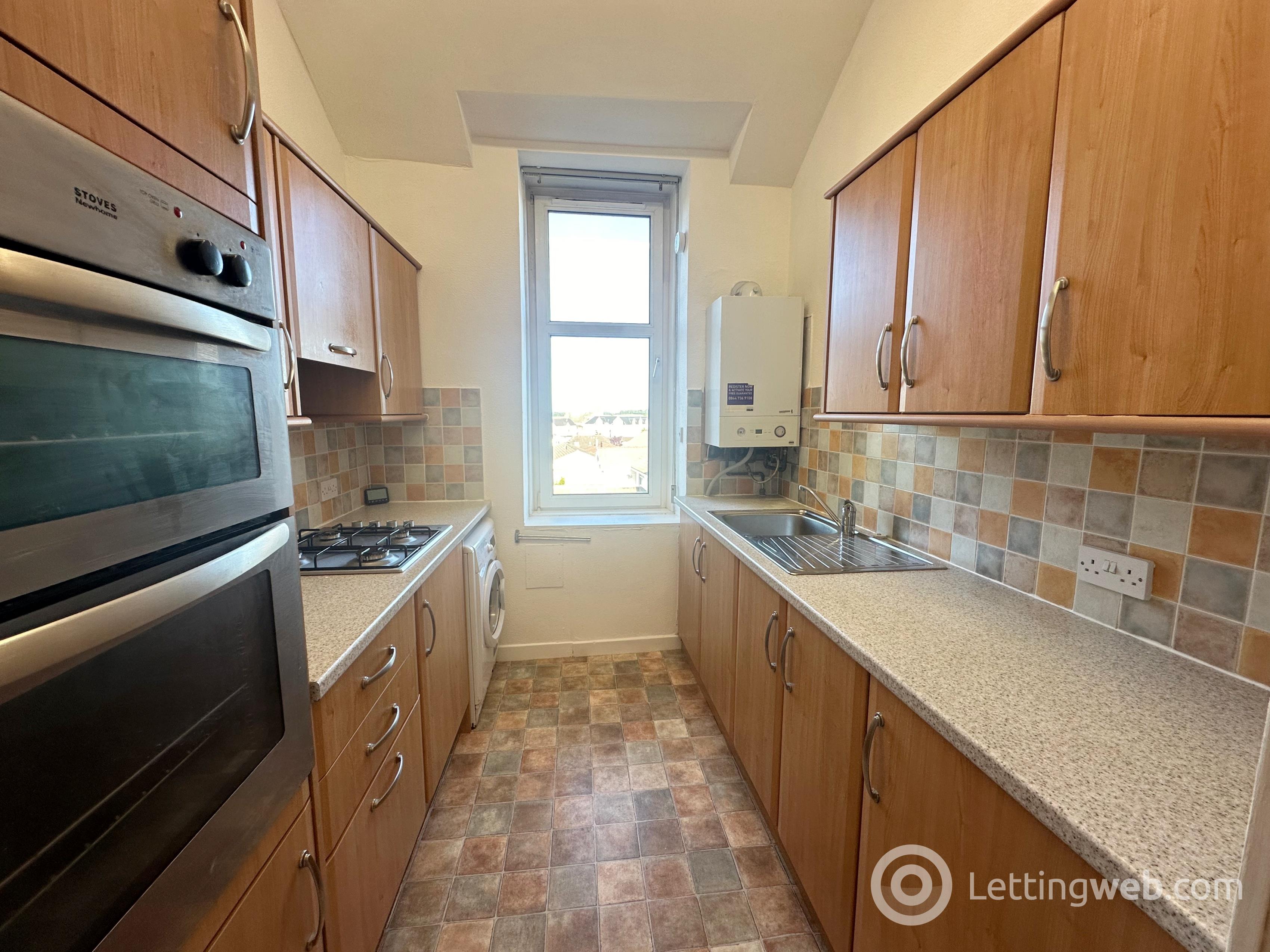 Property to rent in Machanhill, Larkhall, ML9 2HG