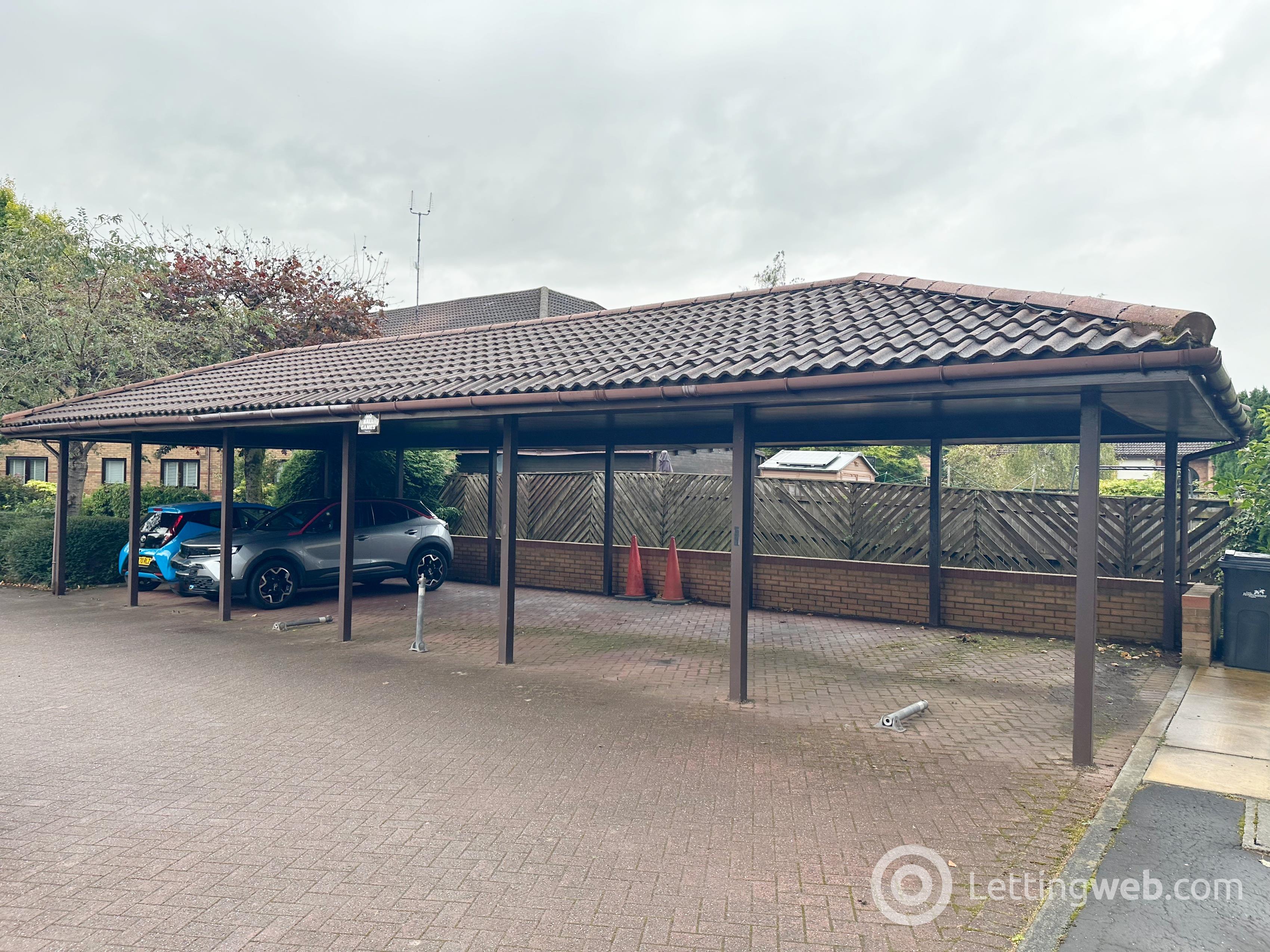 Property to rent in Glenville Gate, Clarkston, Glasgow, G76 8SS