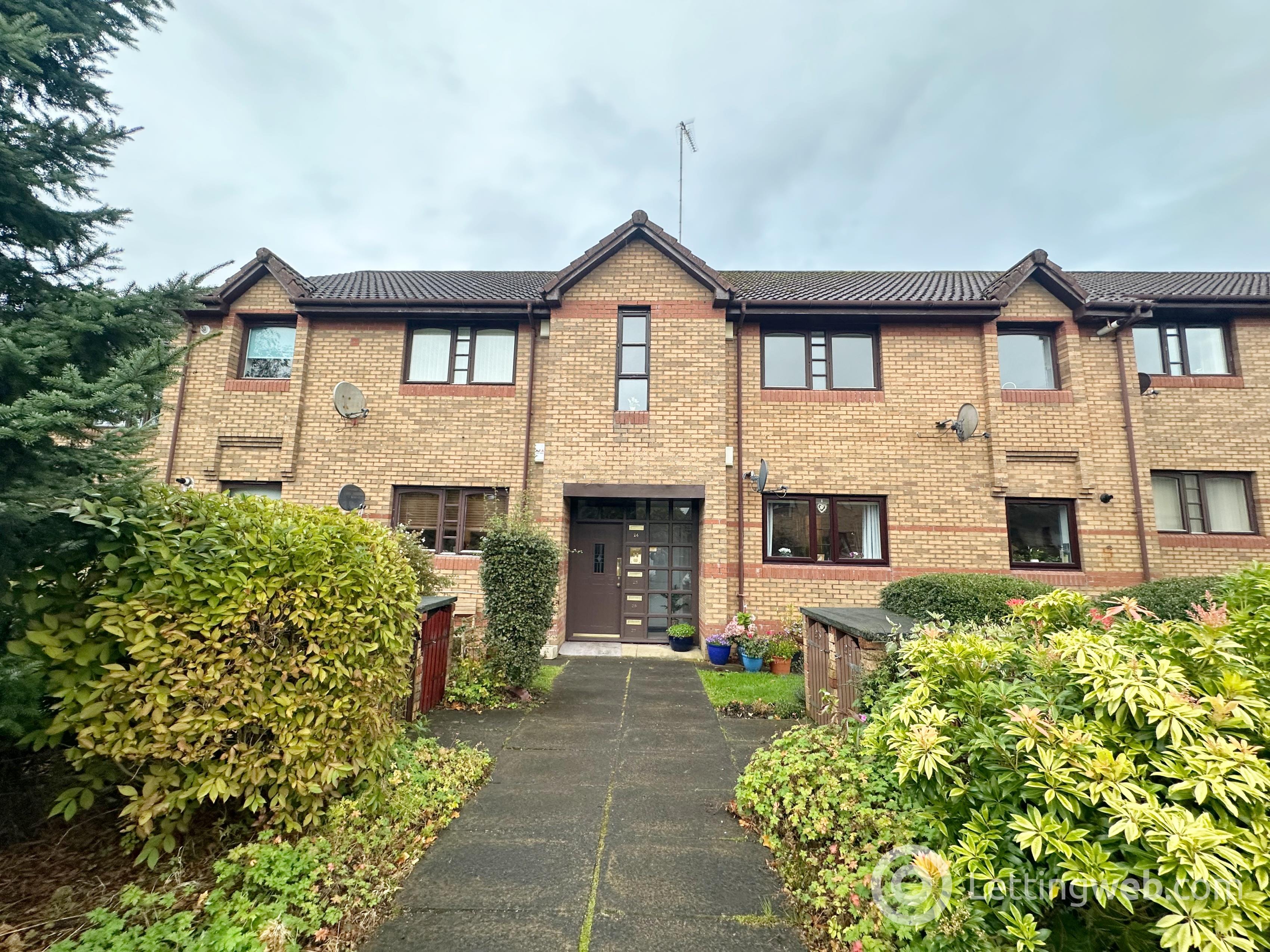 Property to rent in Glenville Gate, Clarkston, Glasgow, G76 8SS