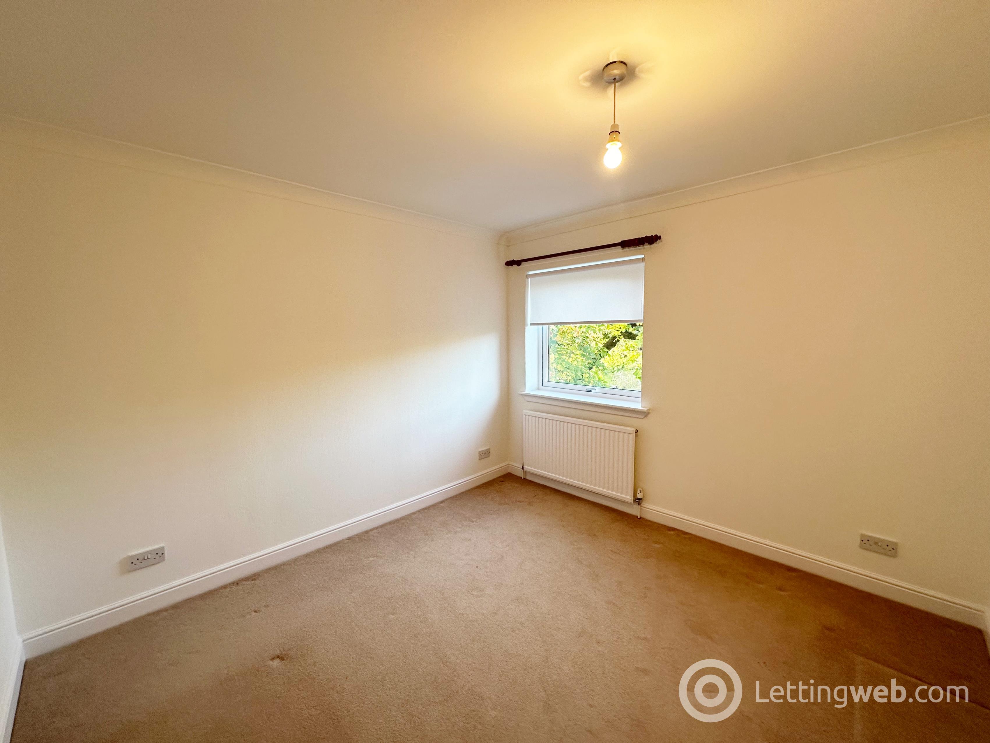 Property to rent in Glenville Gate, Clarkston, Glasgow, G76 8SS