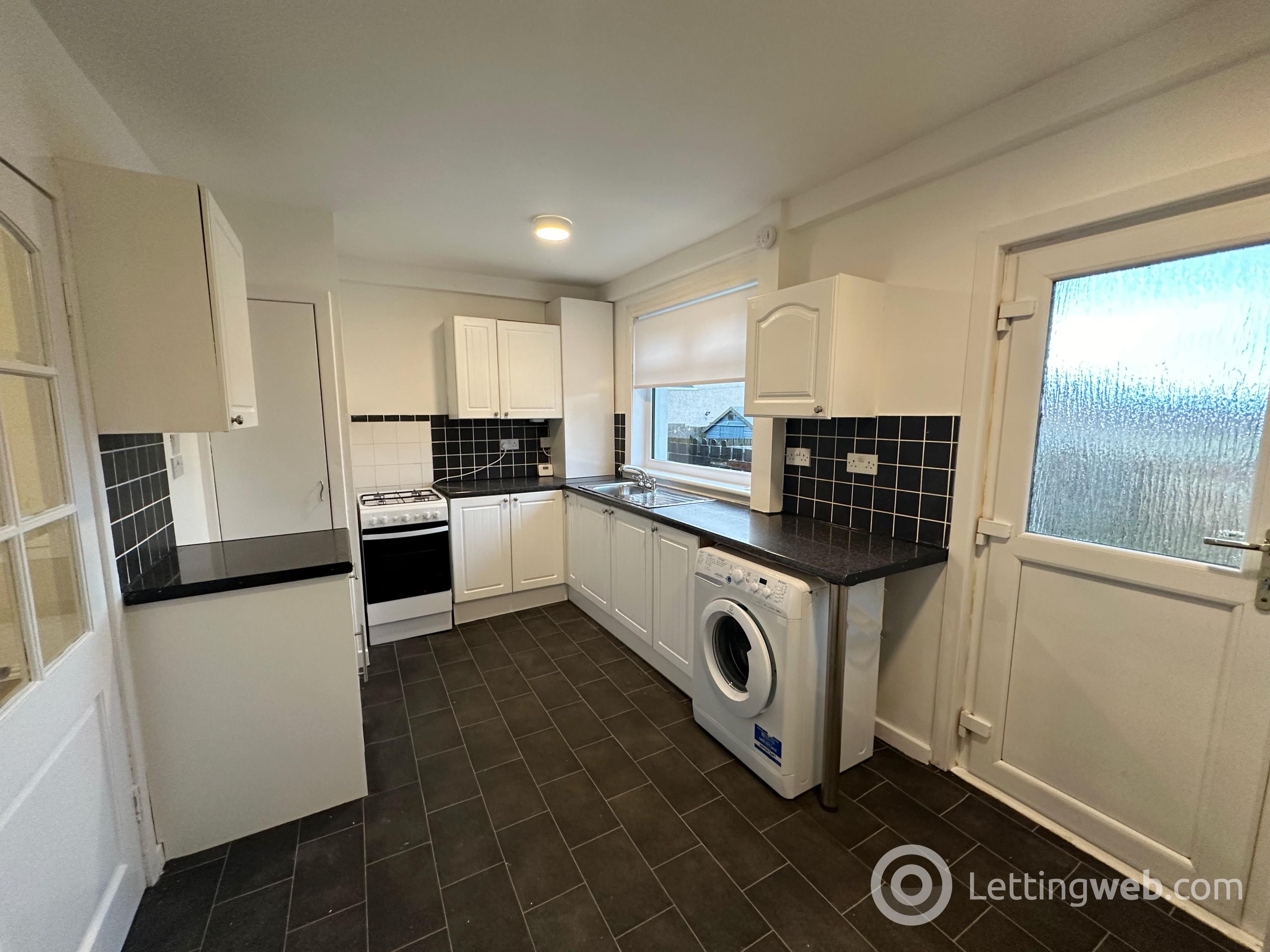 Property to rent in Buchanan Crescent, Hamilton, ML3 8LN