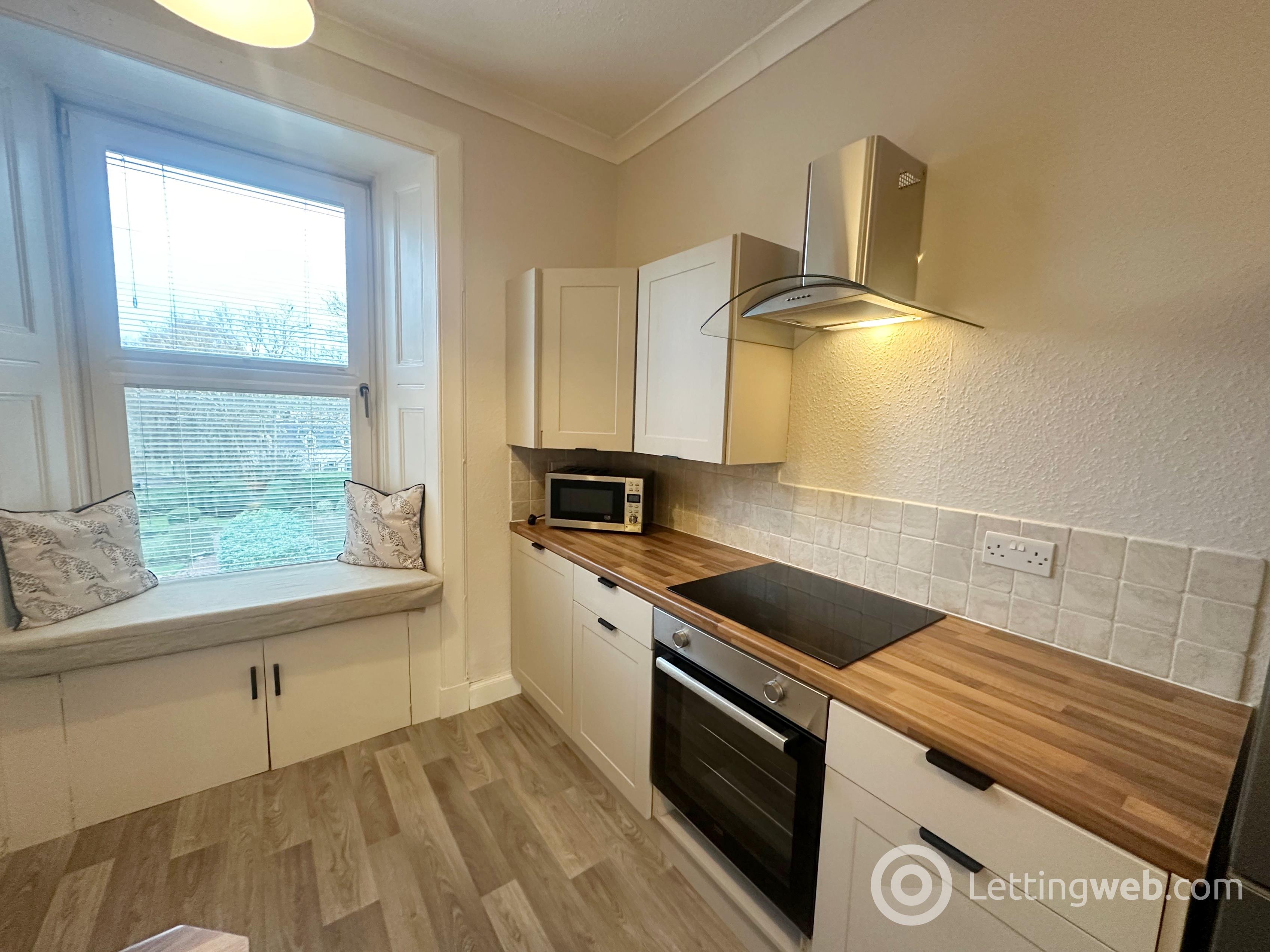 Property to rent in Thomson Street, Strathaven, ML10 6JZ