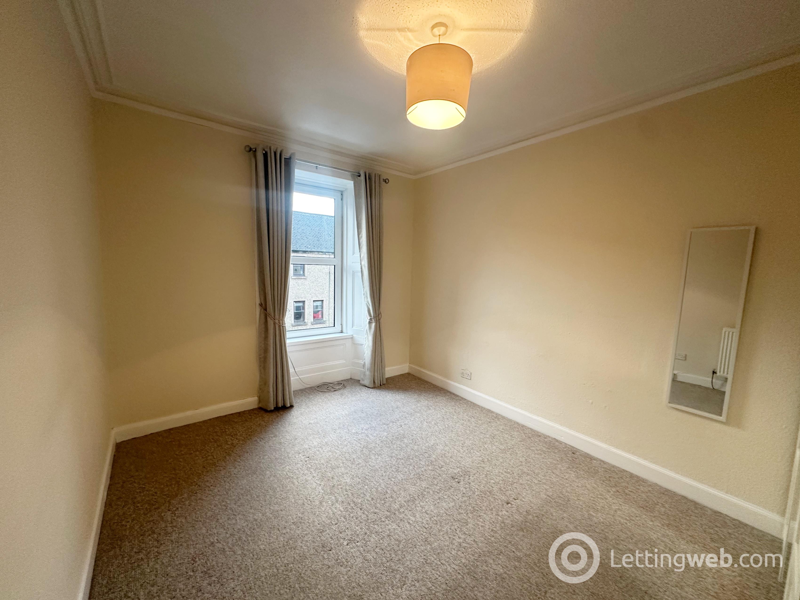 Property to rent in Thomson Street, Strathaven, ML10 6JZ