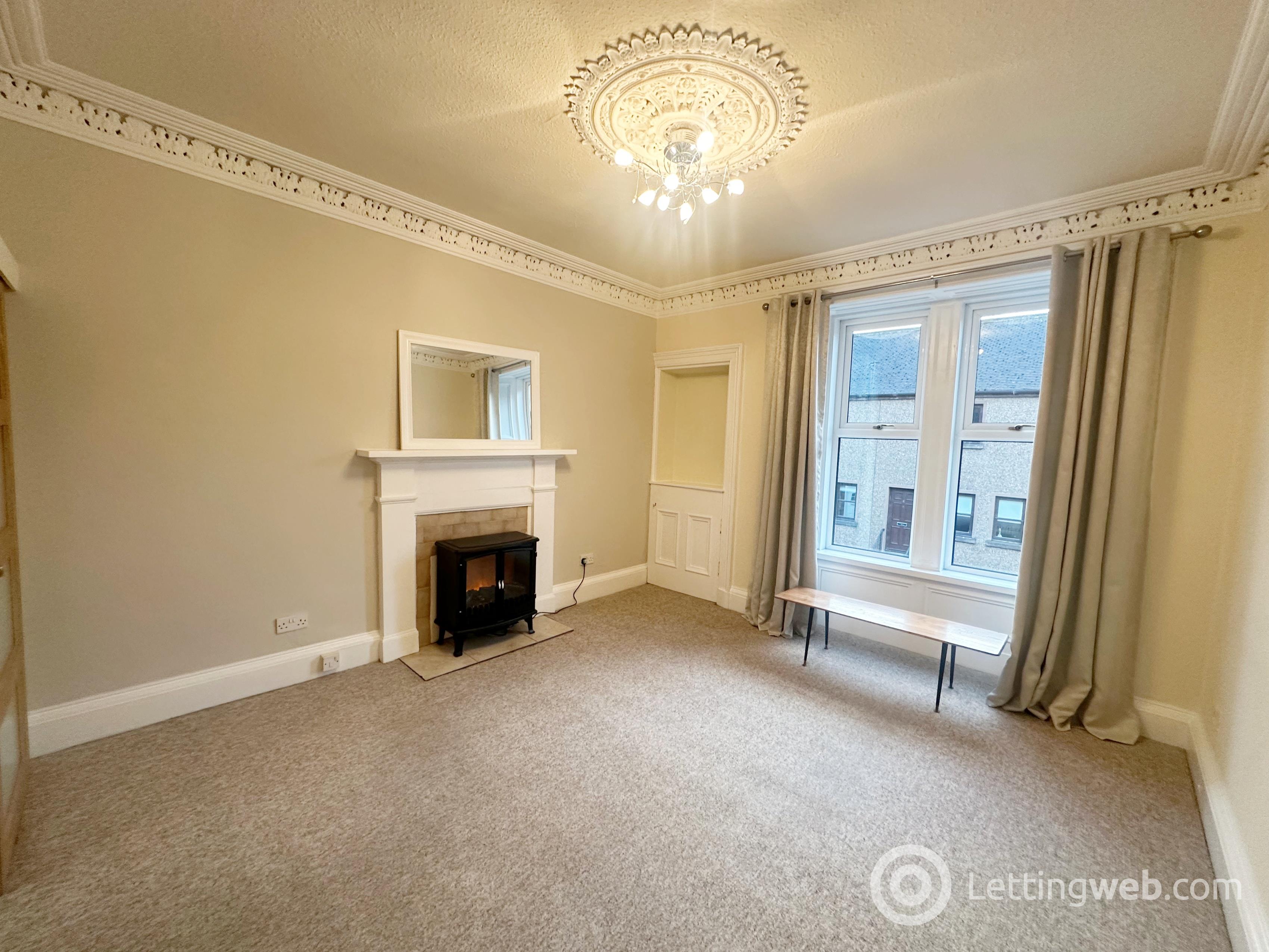Property to rent in Thomson Street, Strathaven, ML10 6JZ