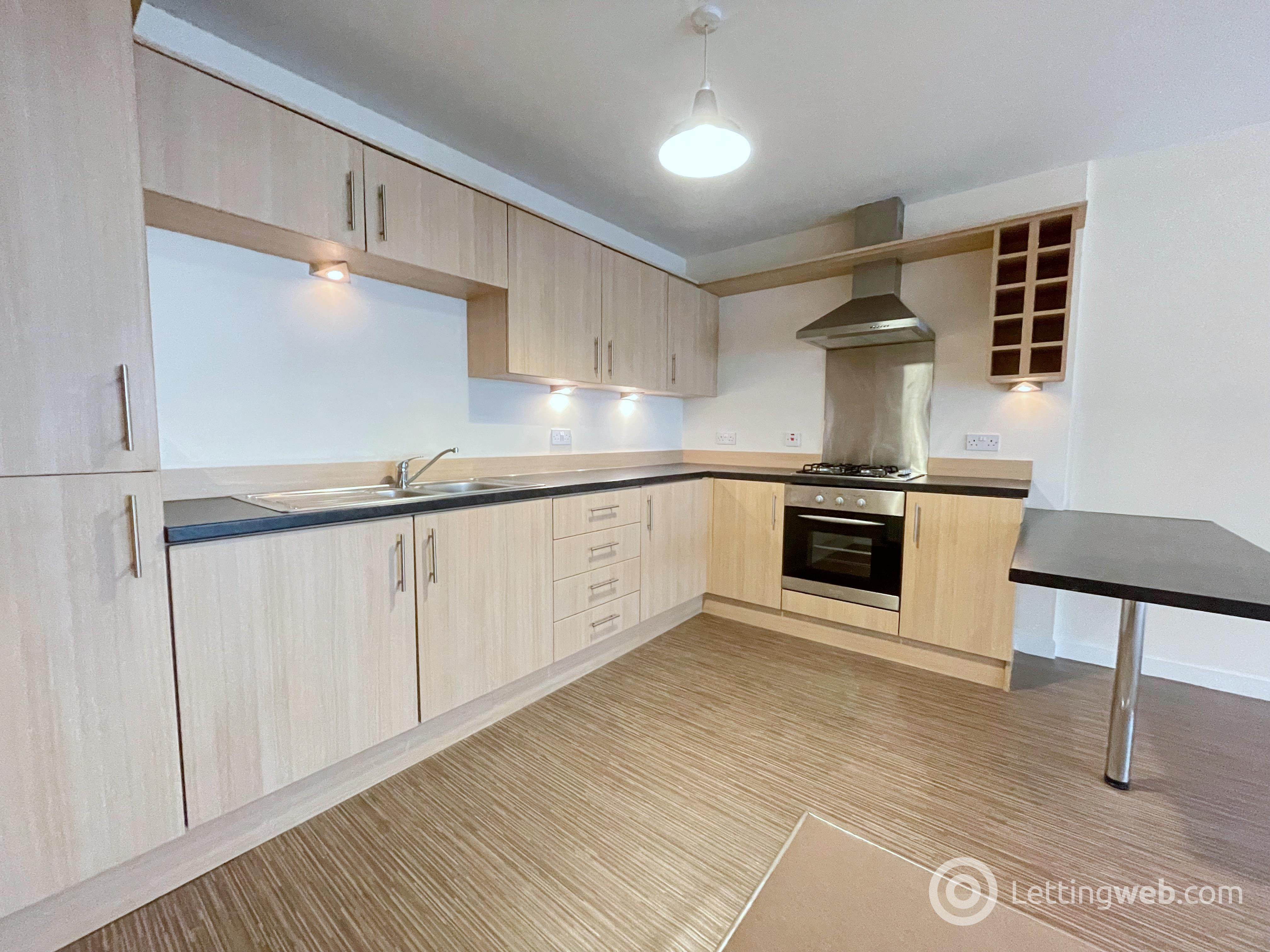 Property to rent in Flat 4, 11 Woodside Walk, Hamilton, ML3 7GY