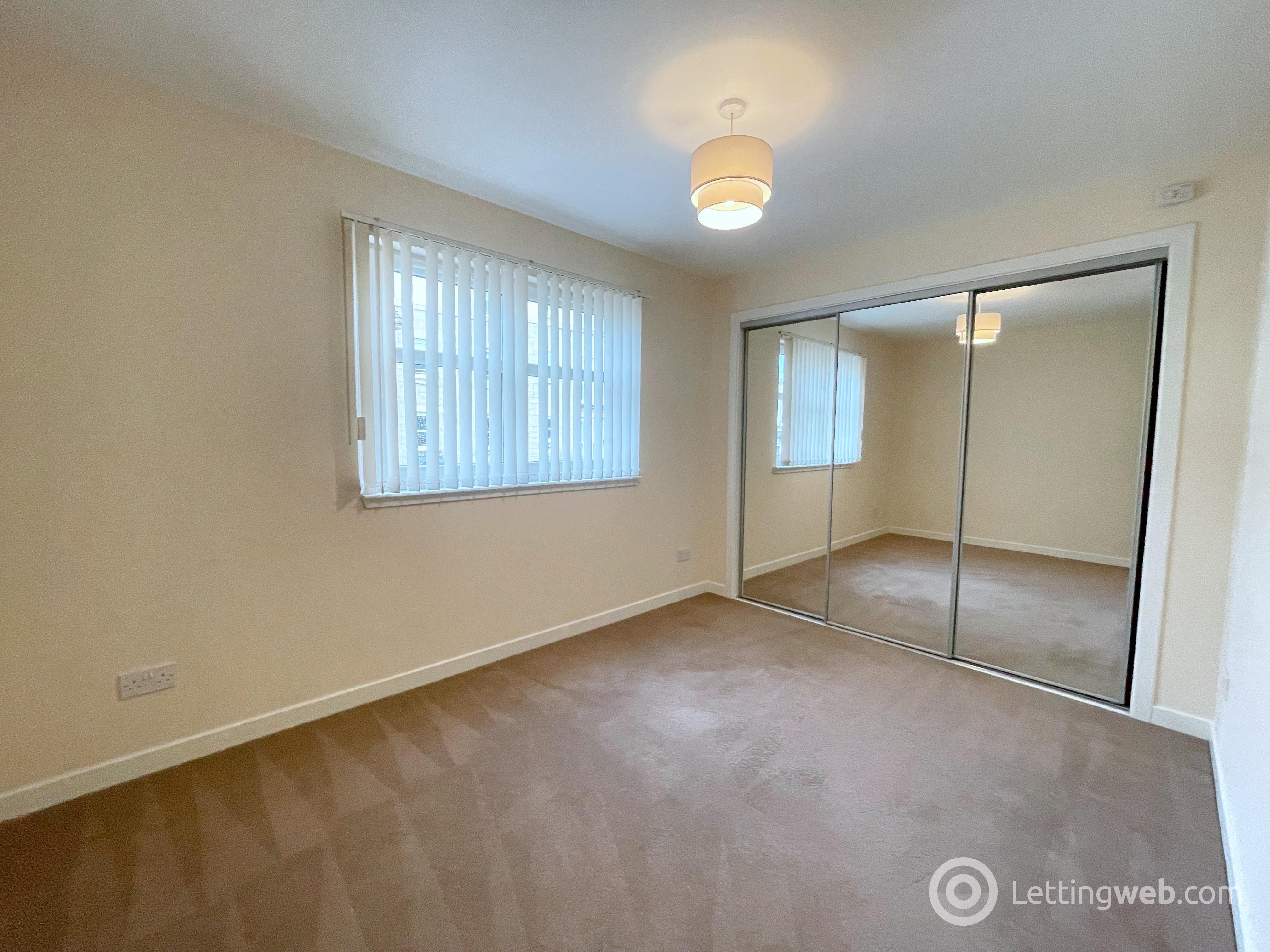 Property to rent in Flat 4, 11 Woodside Walk, Hamilton, ML3 7GY